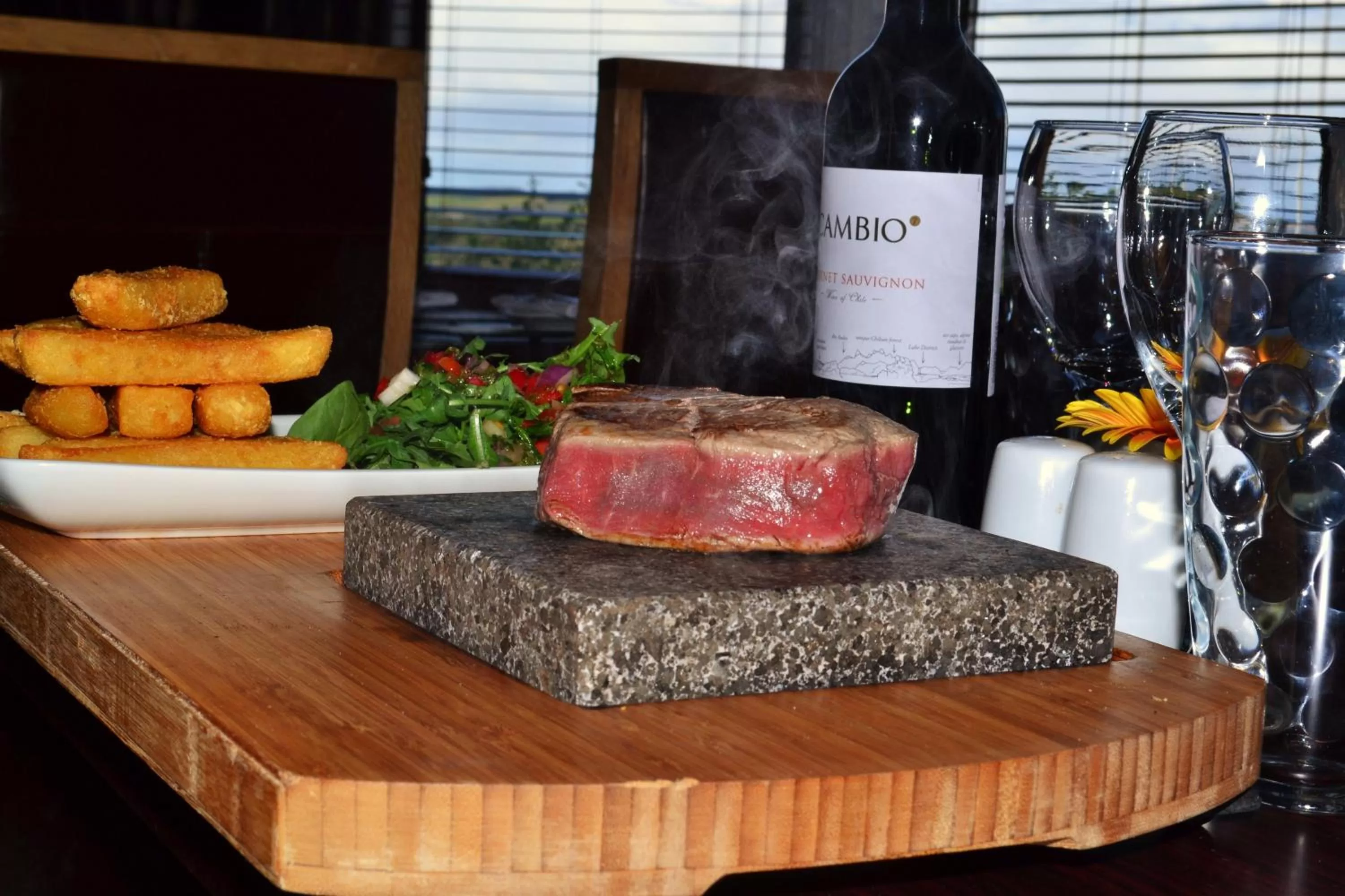 Food and drinks in Stotfield Hotel