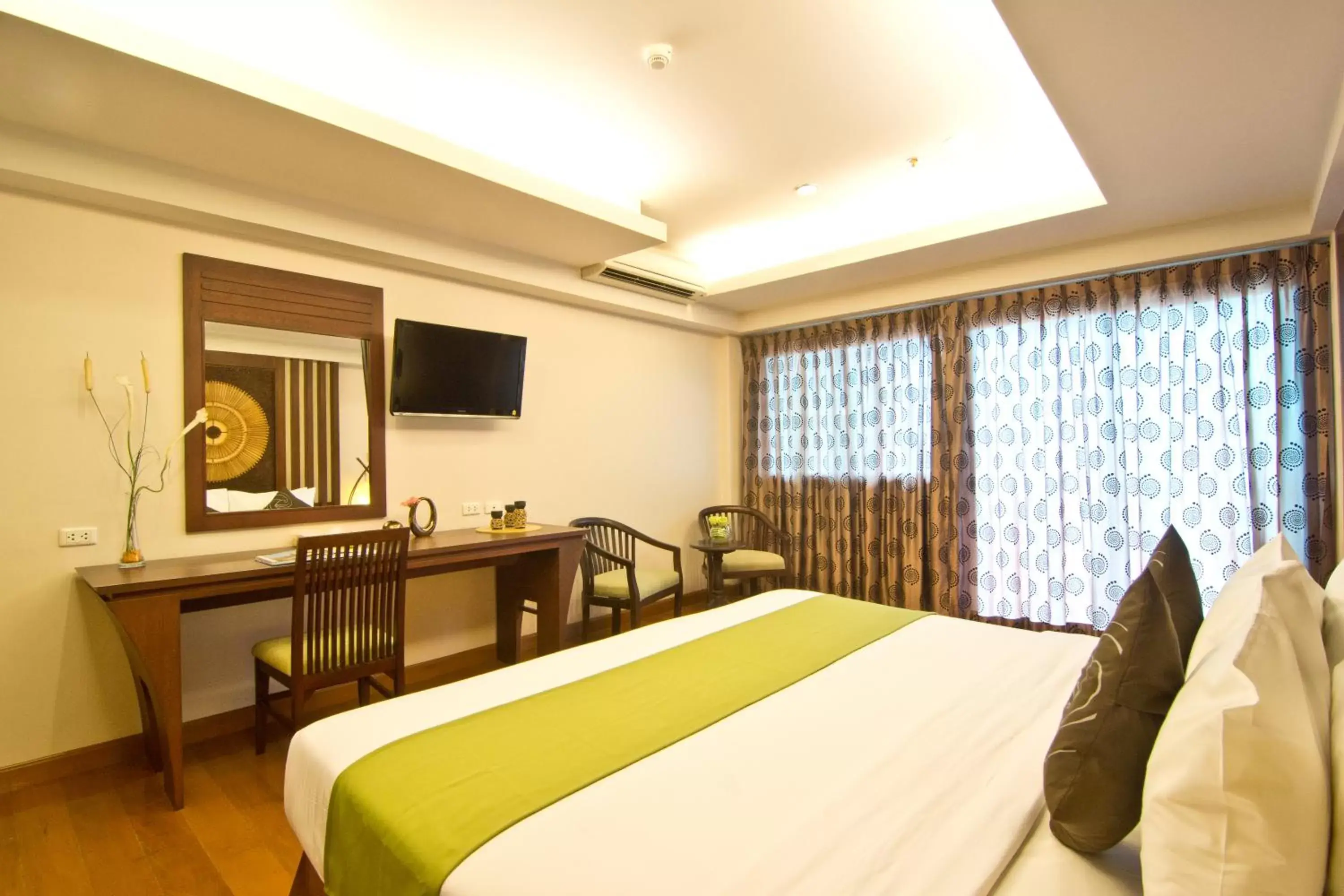 Bed in Golden Sea Pattaya - SHA Extra Plus