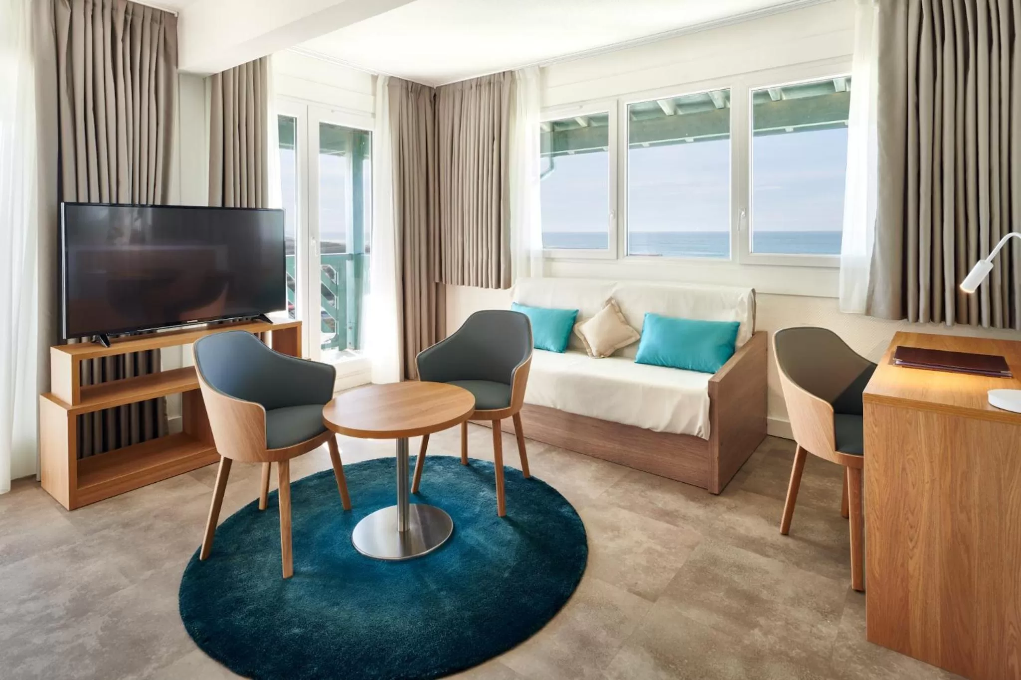 Bedroom, Bed in Atlanthal