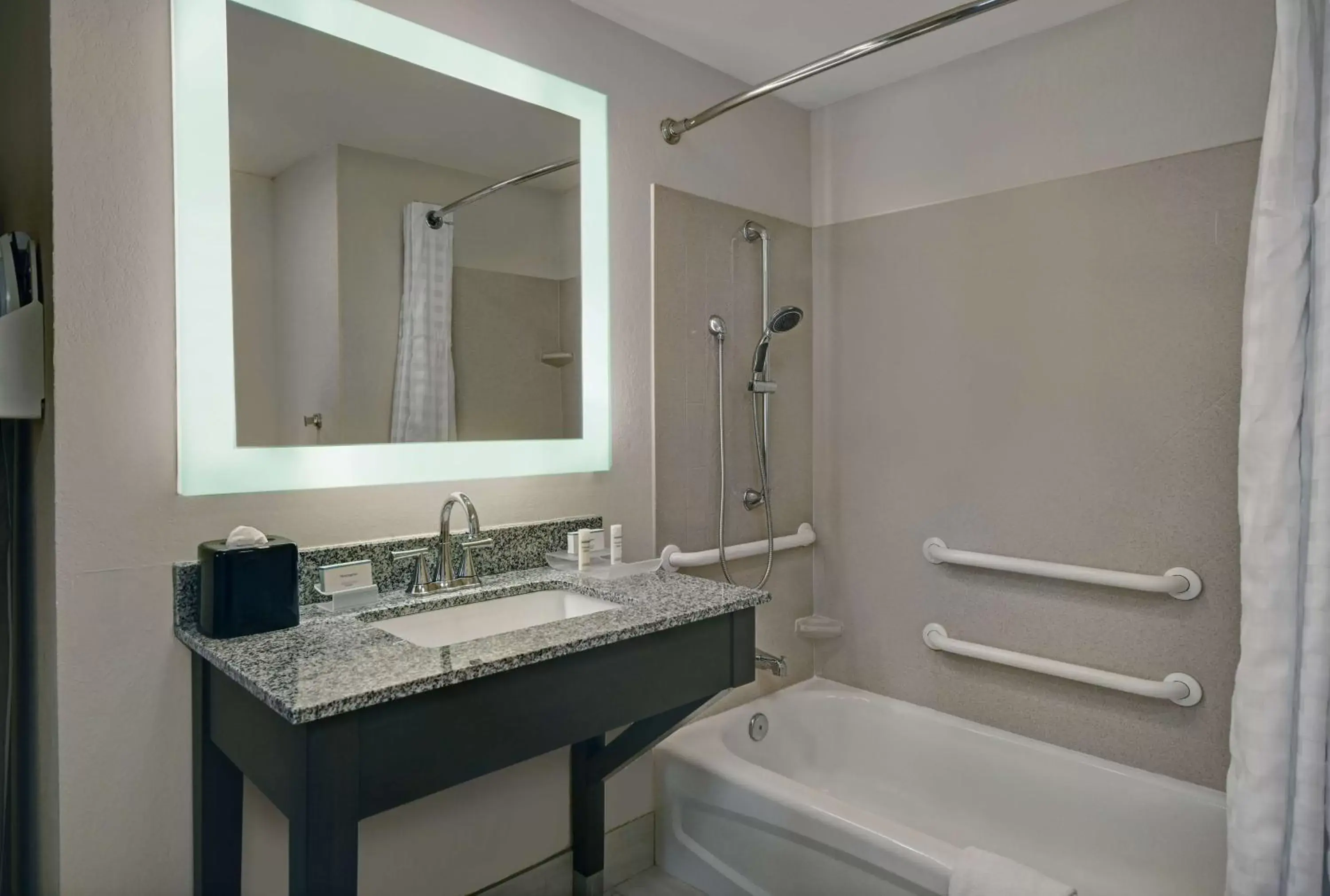 Bathroom in Homewood Suites by Hilton Eatontown