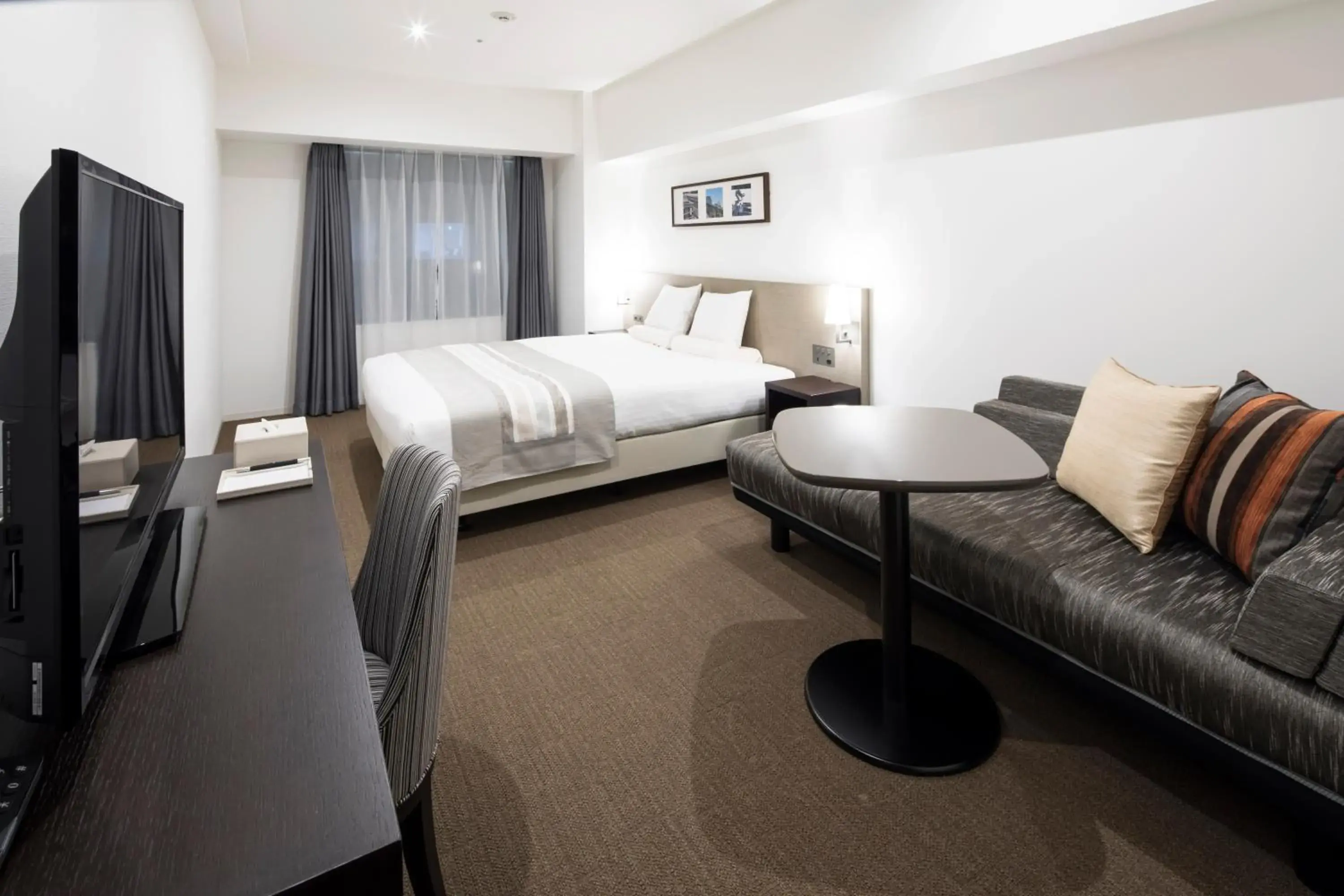 Superior King Room - Non-Smoking in HOTEL MYSTAYS PREMIER Omori Superior King Room - Non-Smoking in HOTEL MYSTAYS PREMIER Omori