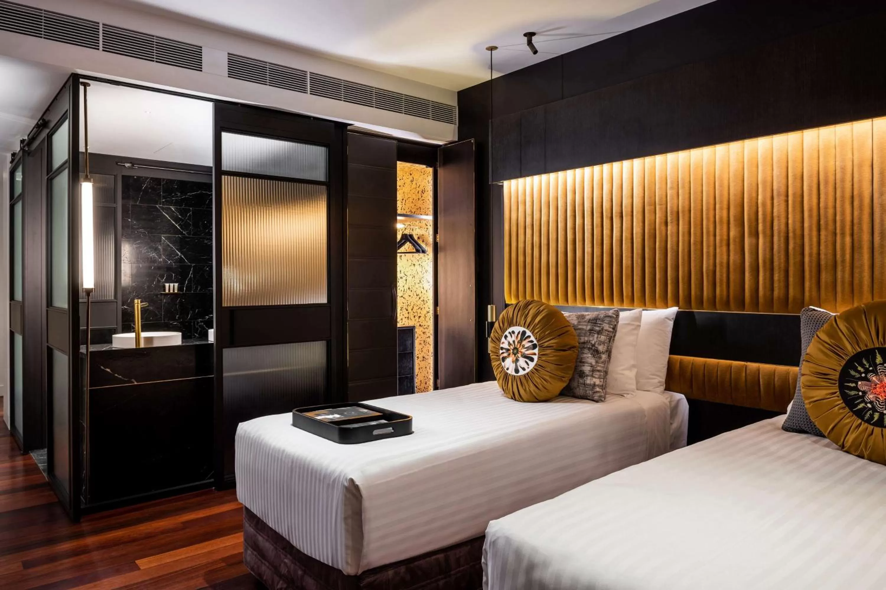 Bedroom, Bed in QT Perth