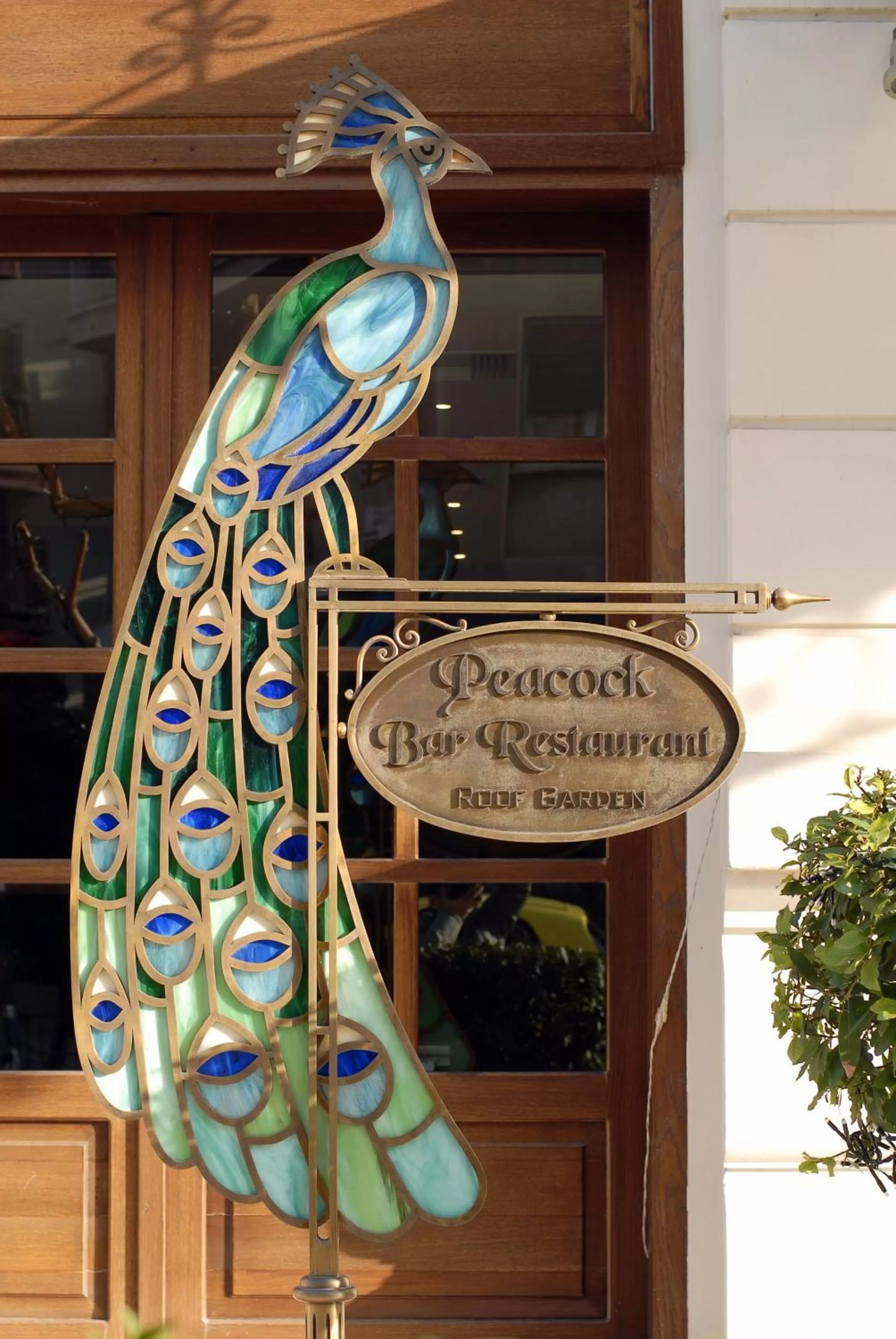 Restaurant/places to eat in Hera Hotel