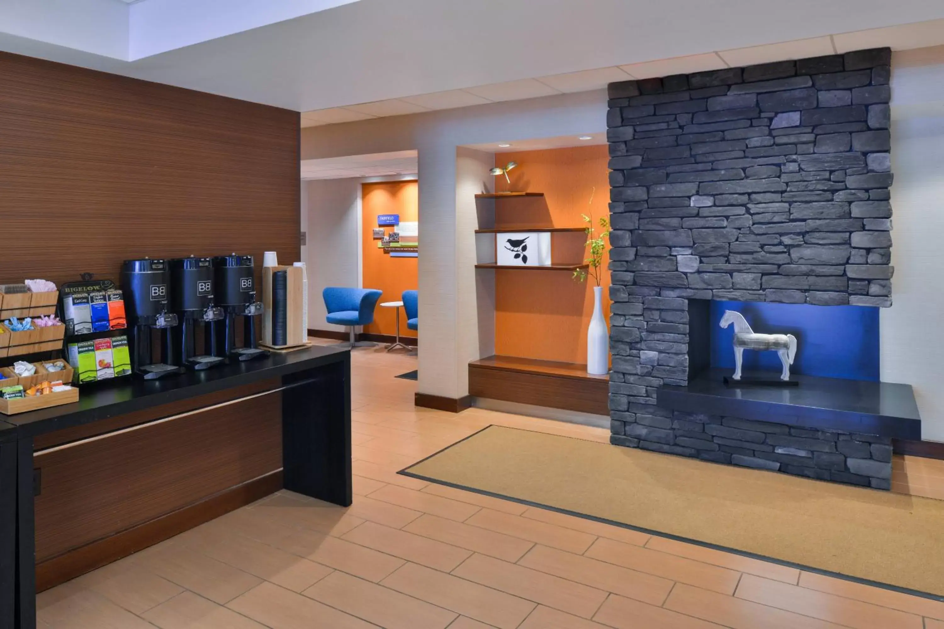 Restaurant/places to eat, Lobby/Reception in Fairfield Inn and Suites by Marriott Rochester West/Greece