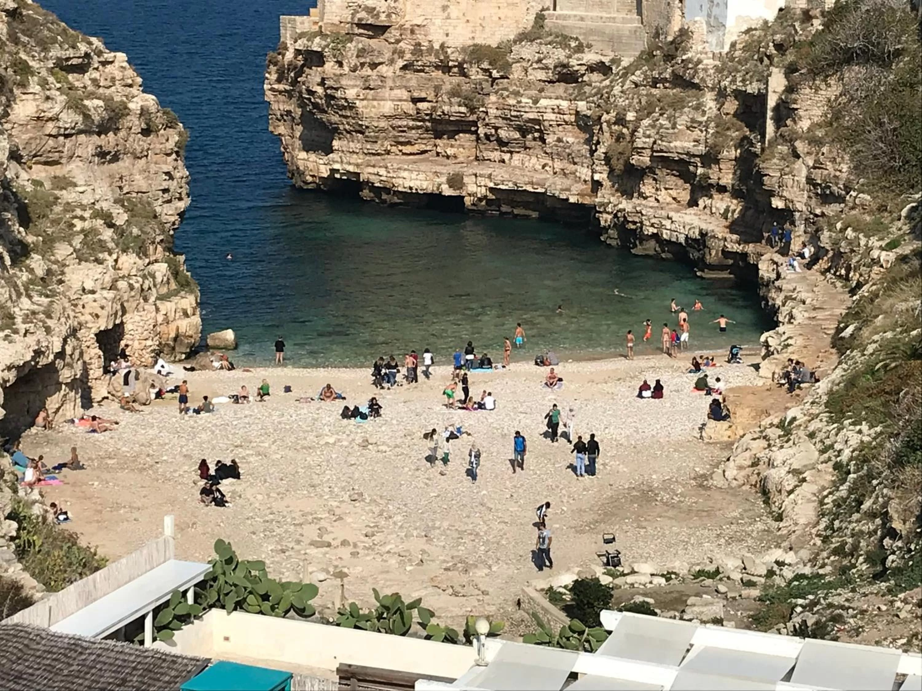 Neighbourhood in Amare il Mare