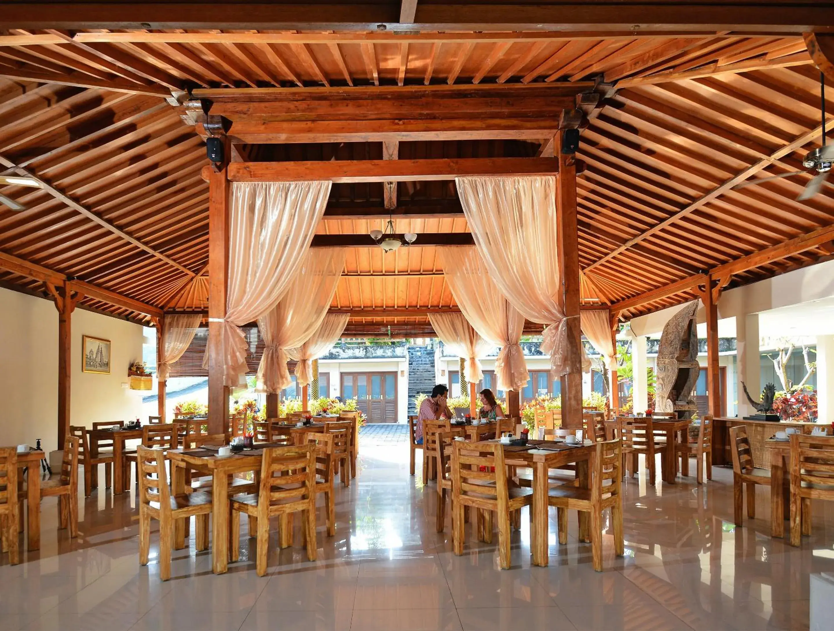 Restaurant/Places to Eat in Pertiwi Bisma 1