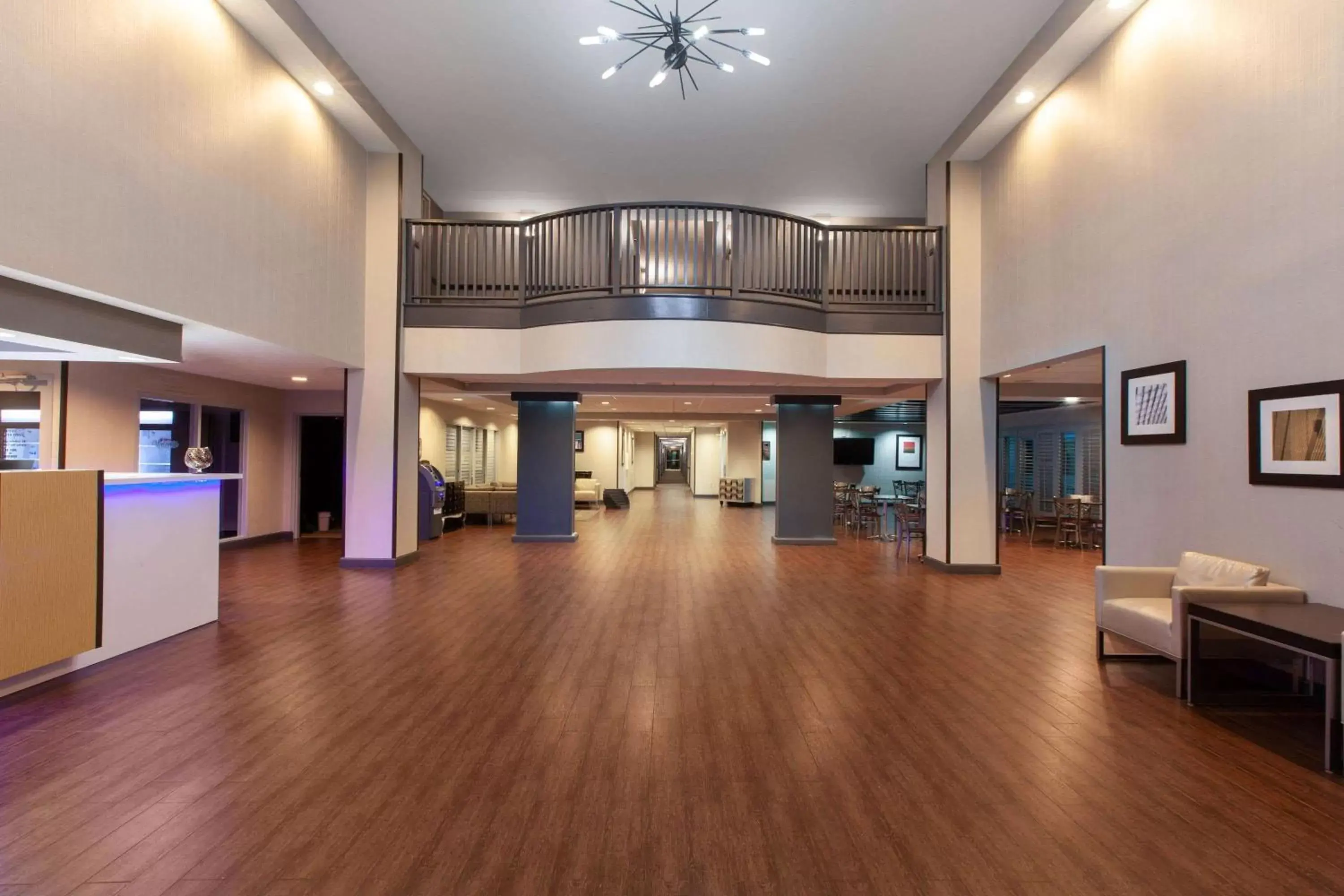 Lobby or reception in Wingate by Wyndham Oklahoma City Airport