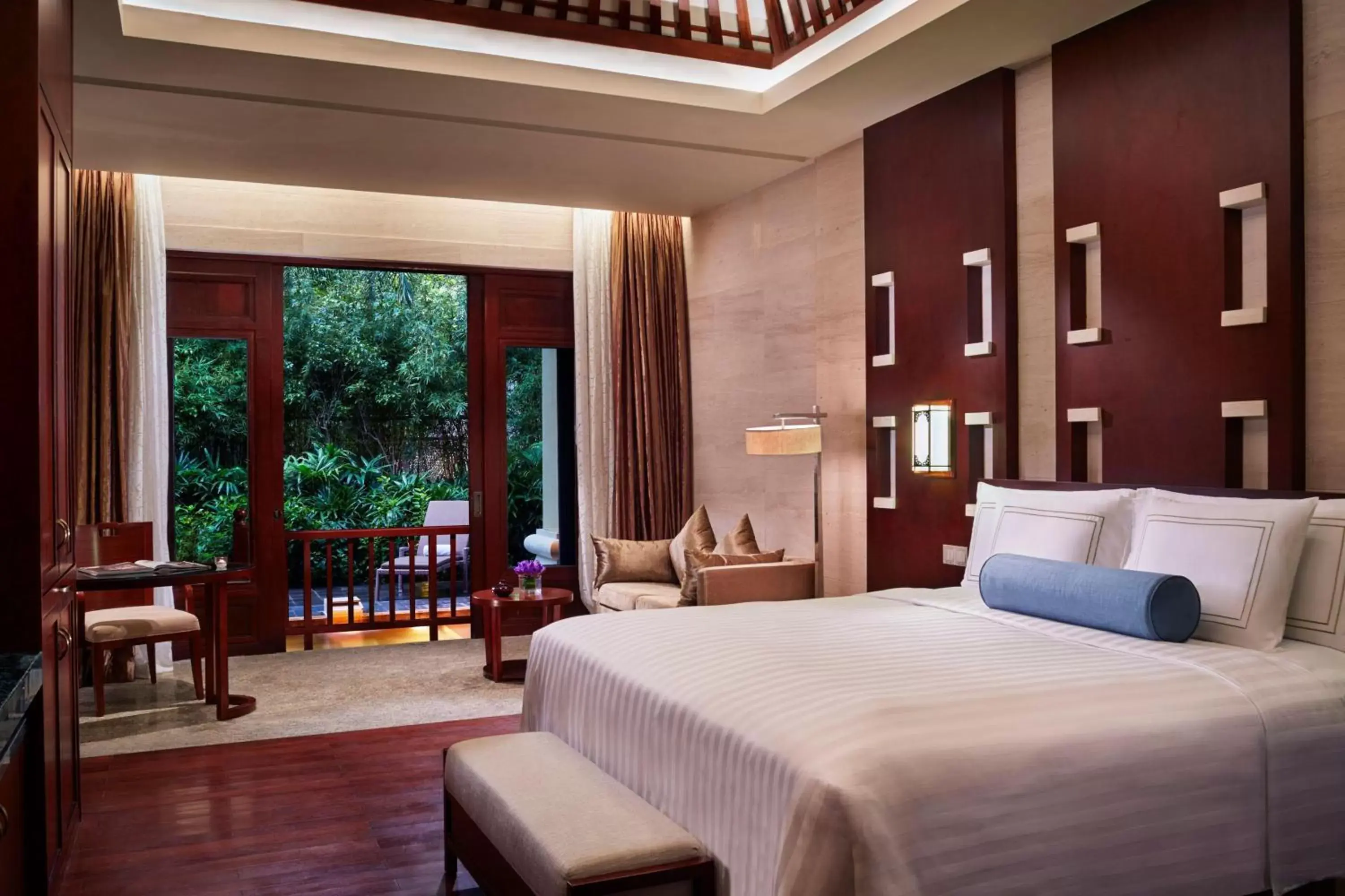 Spa and wellness centre/facilities, Bed in The Ritz-Carlton Sanya, Yalong Bay