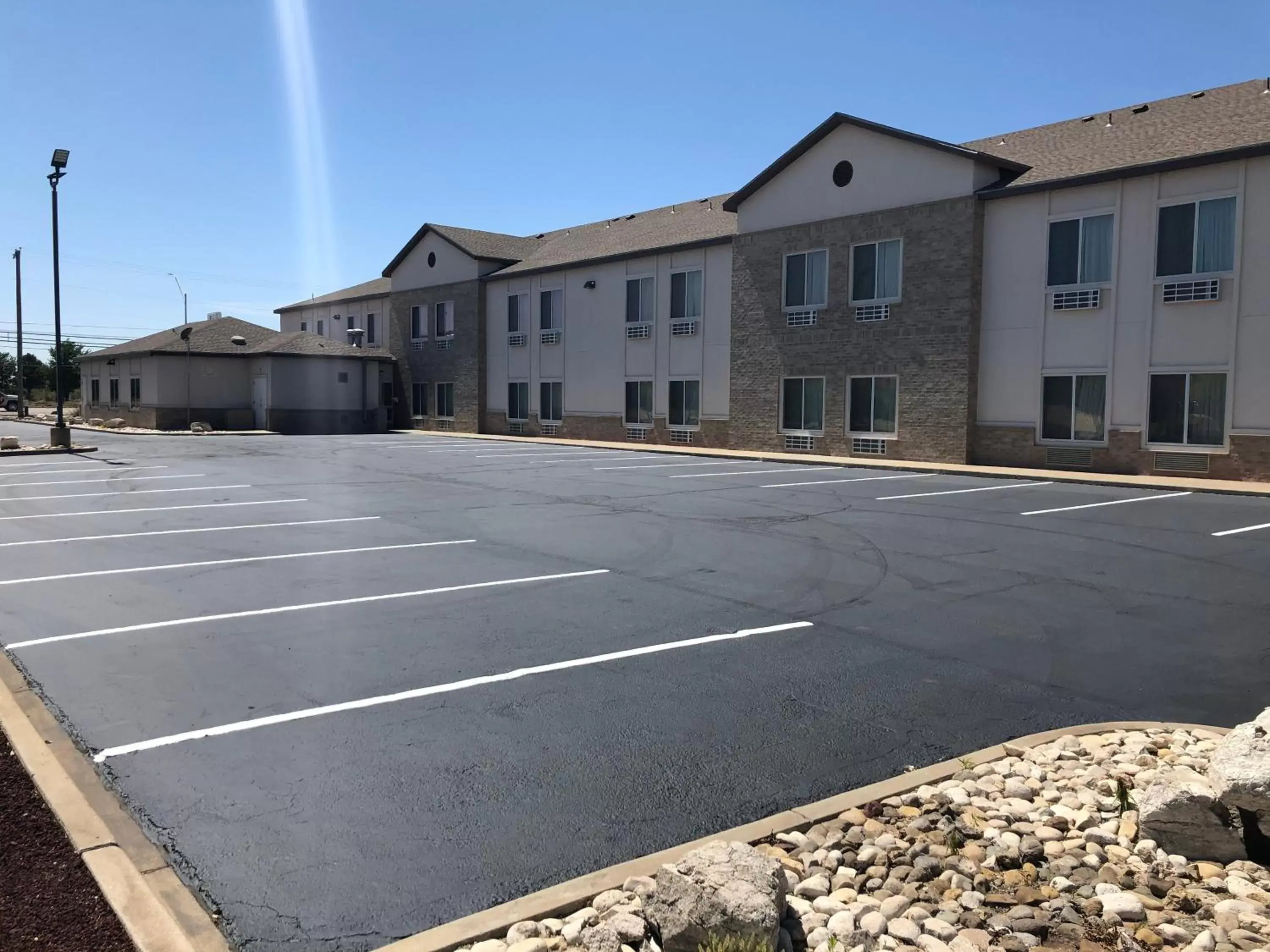 Property Building in Lea County Inn