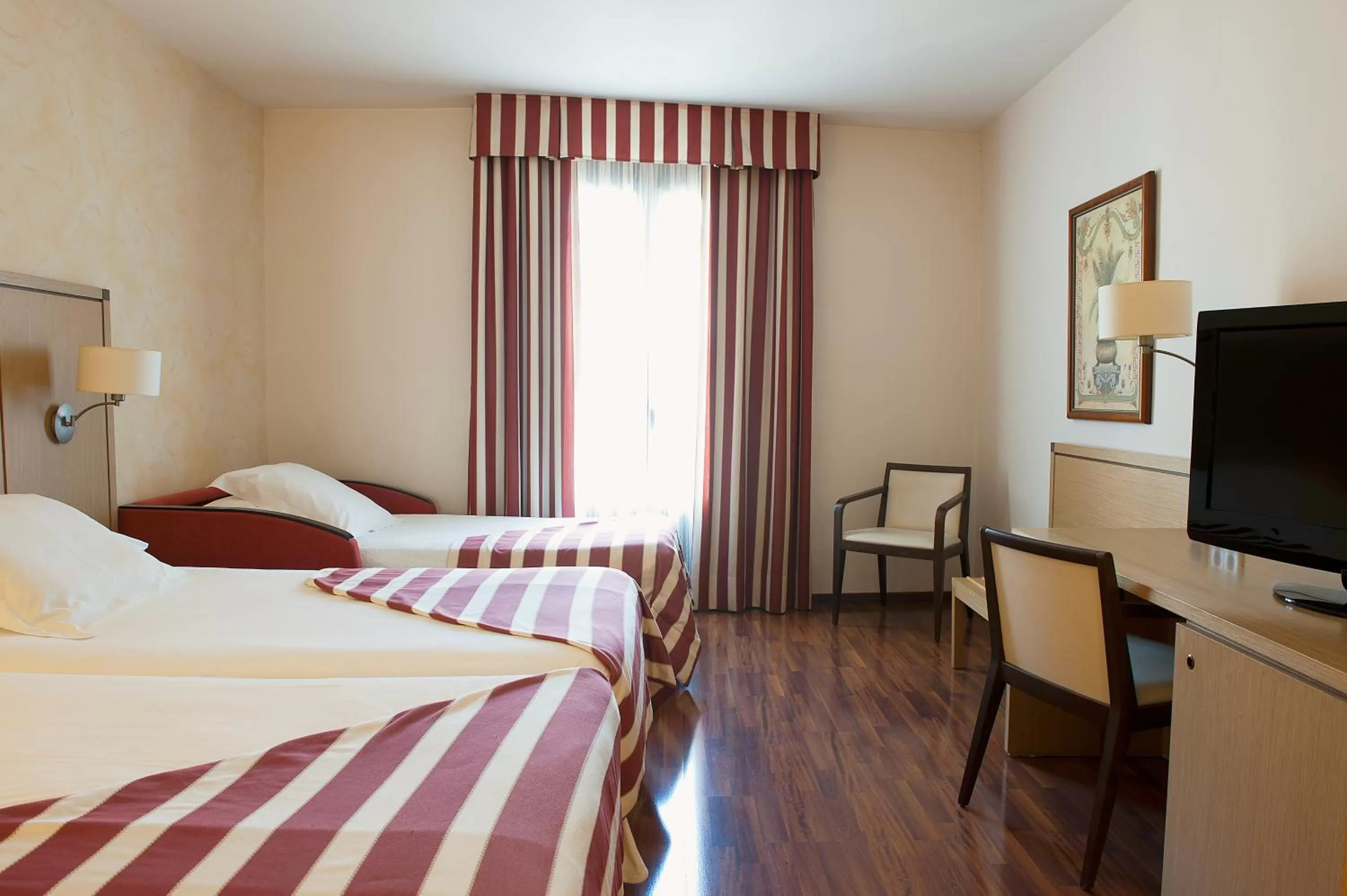 Bedroom, Bed in Hotel Duran