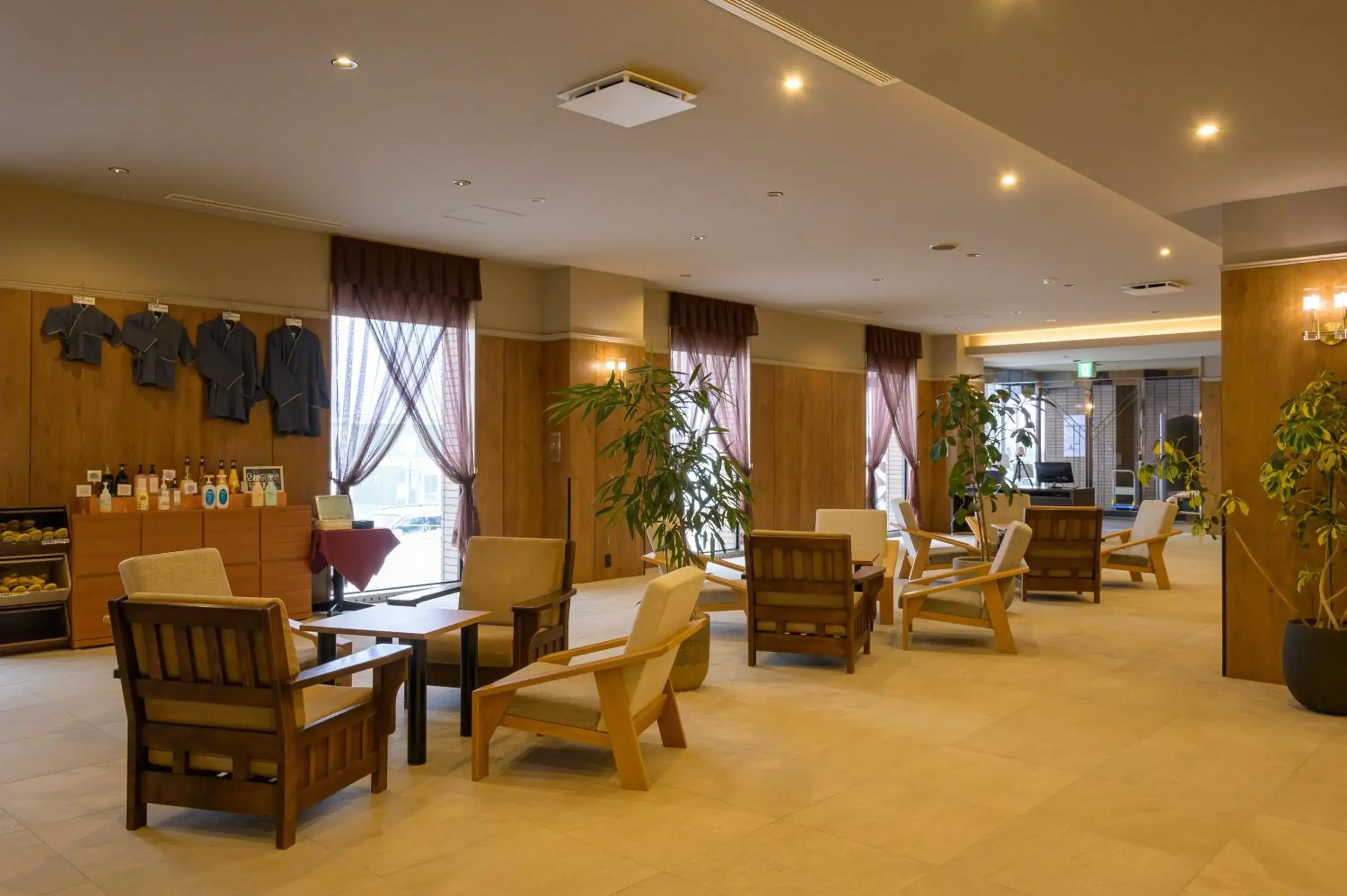 Lobby or reception, Restaurant/Places to Eat in Hotel Edel Warme