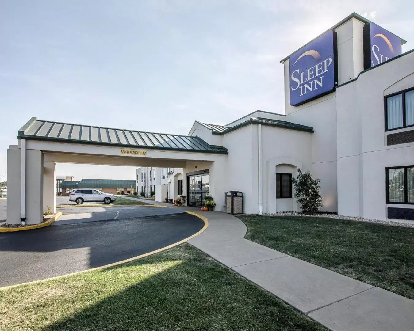 Property Building in Sleep Inn South Joplin