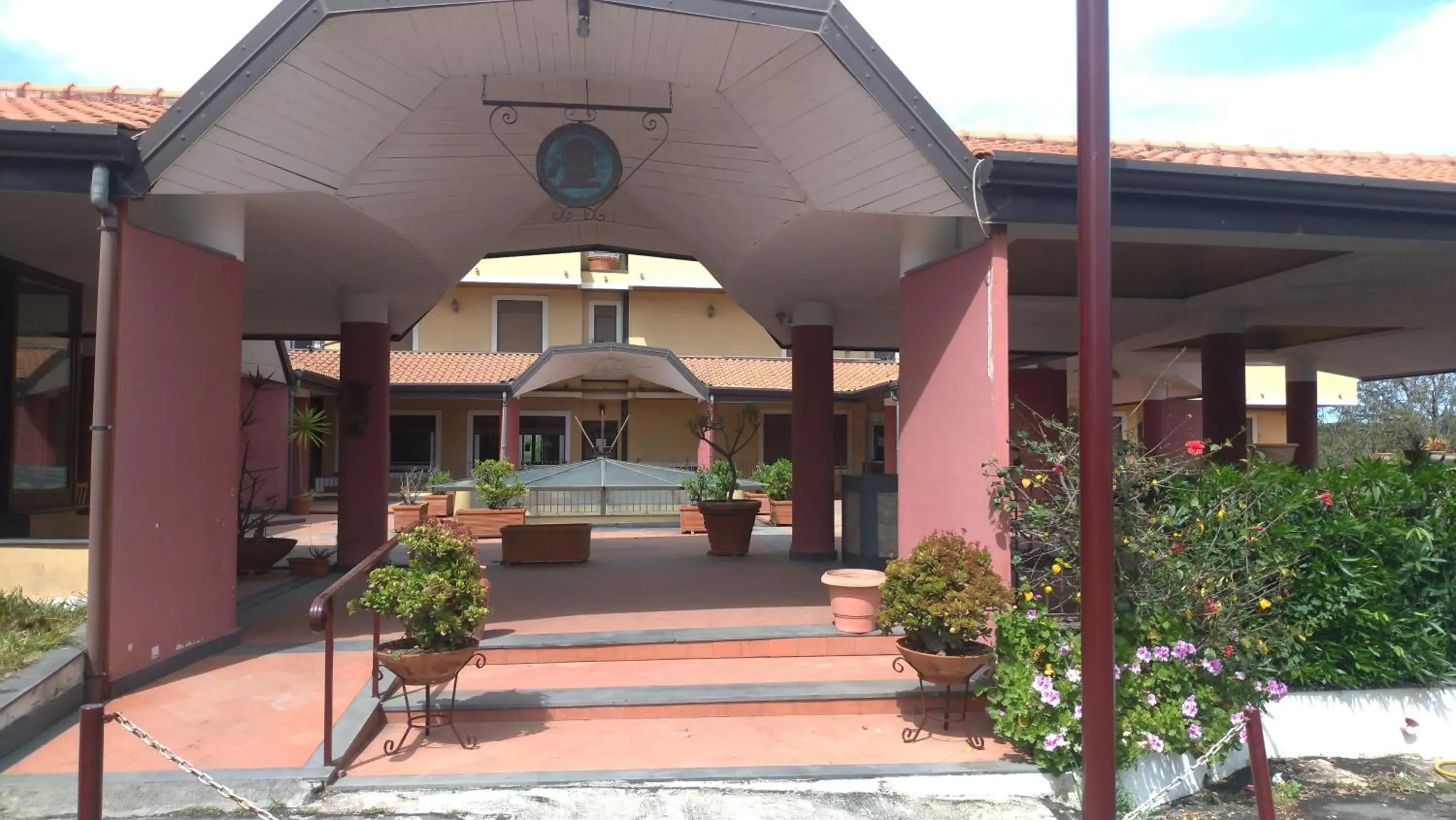 Facade/entrance in Ares Hotel