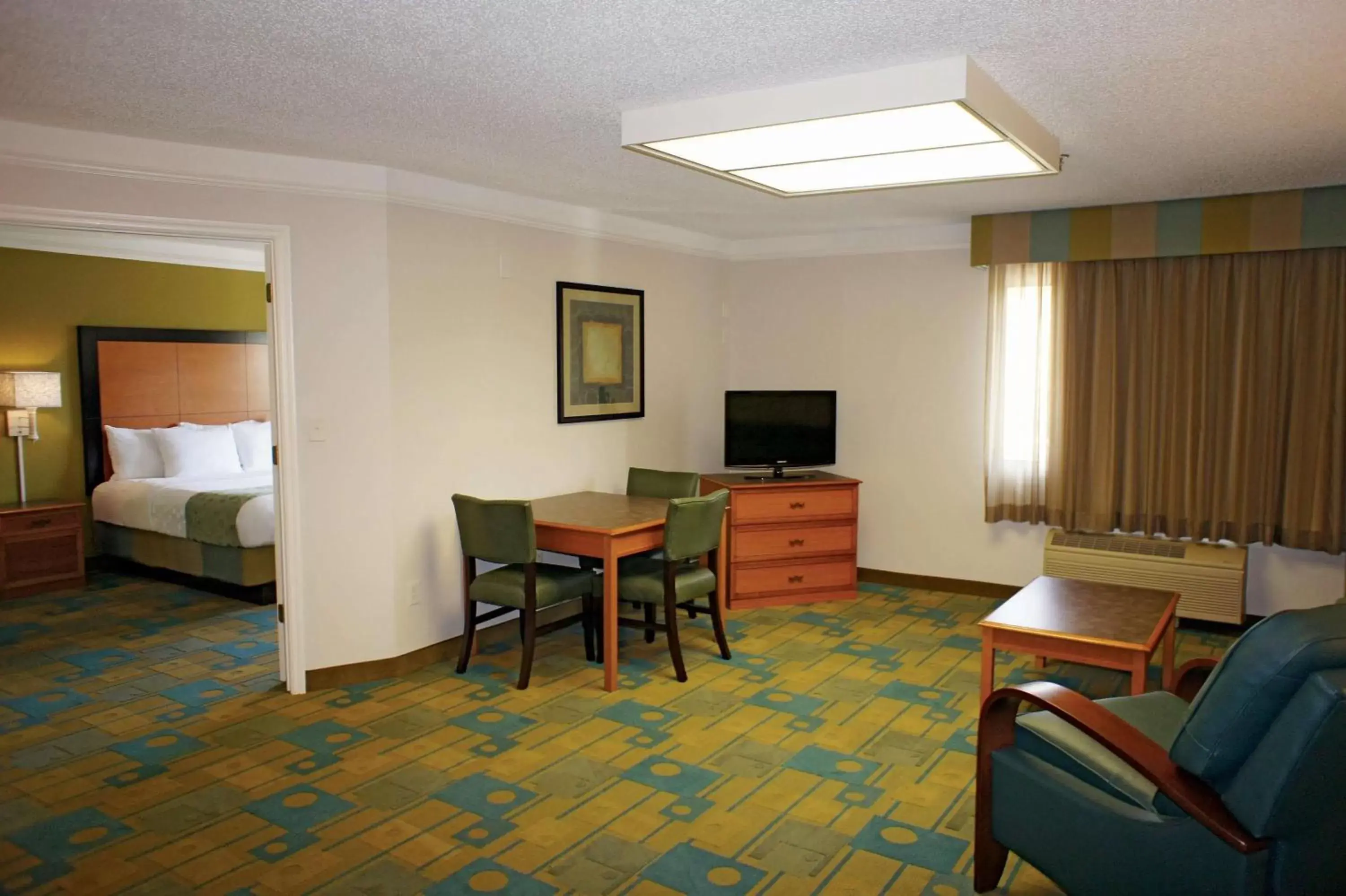 Photo of the whole room in La Quinta by Wyndham St. Pete-Clearwater Airport
