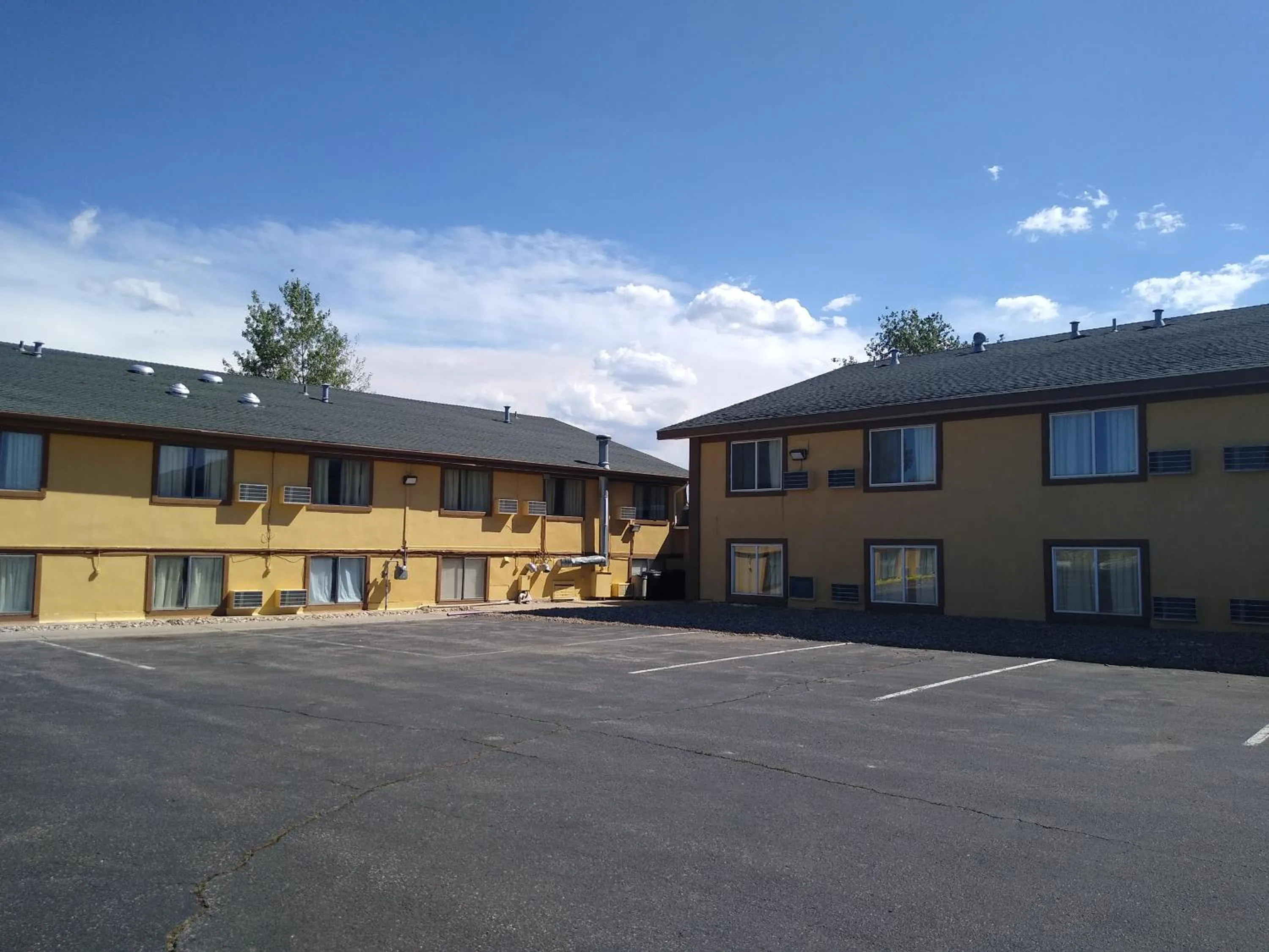 Property building in Super 8 by Wyndham Craig