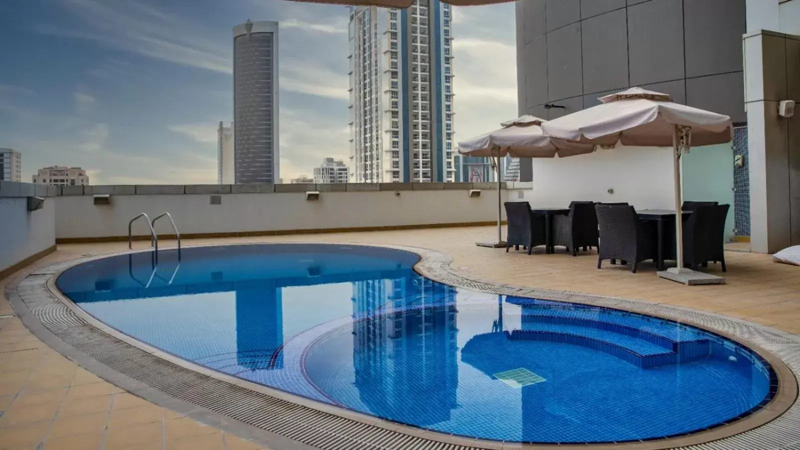 Swimming pool in S Hotel Bahrain Swimming pool in S Hotel Bahrain