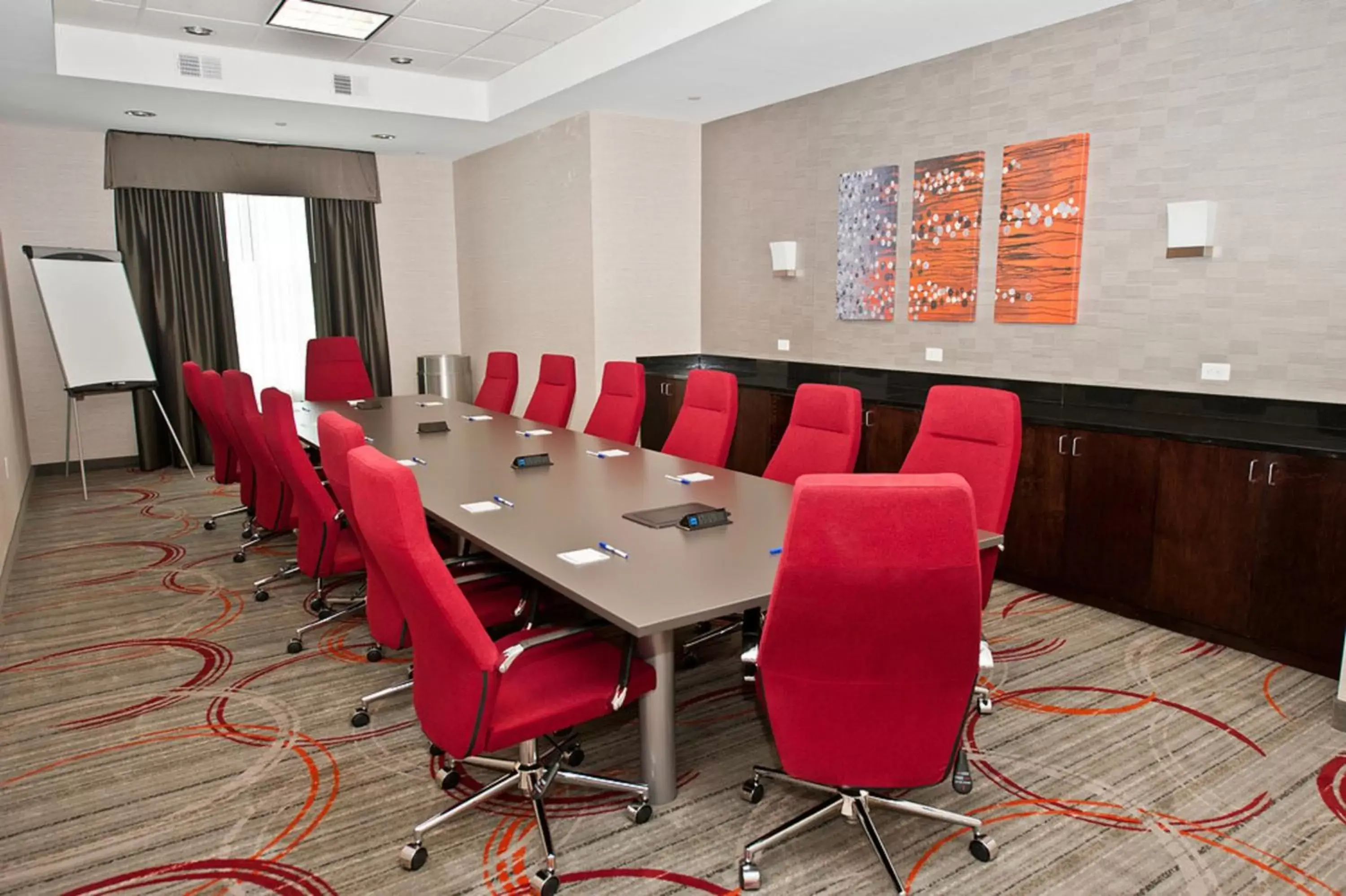 Meeting/conference room in Holiday Inn Express & Suites Columbus-Easton Area