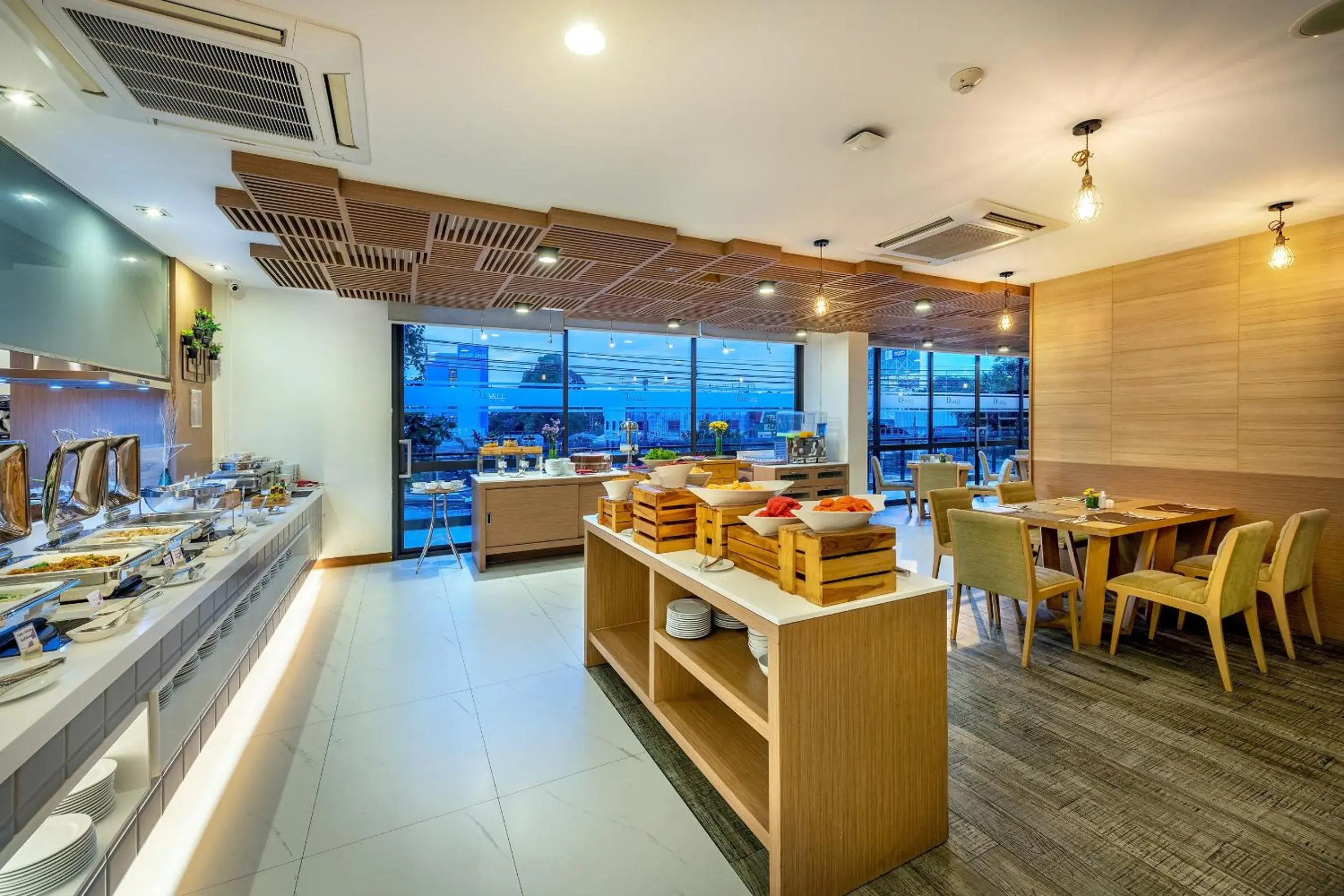 Restaurant/Places to Eat in D Varee Diva Central Rayong Restaurant/Places to Eat in D Varee Diva Central Rayong