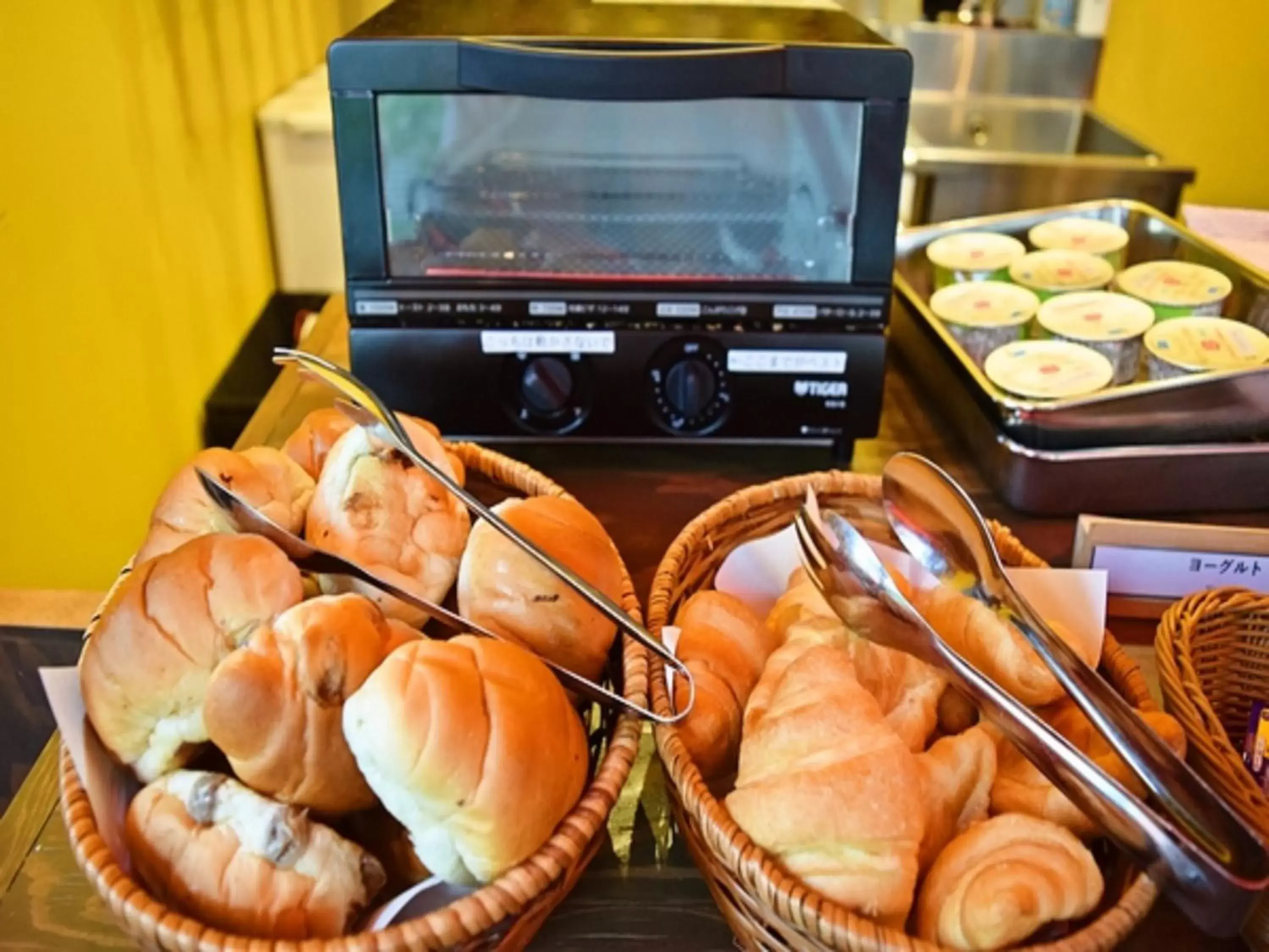 Restaurant/places to eat, Food in APA Hotel Nihombashi Bakurocho Eki-Kita