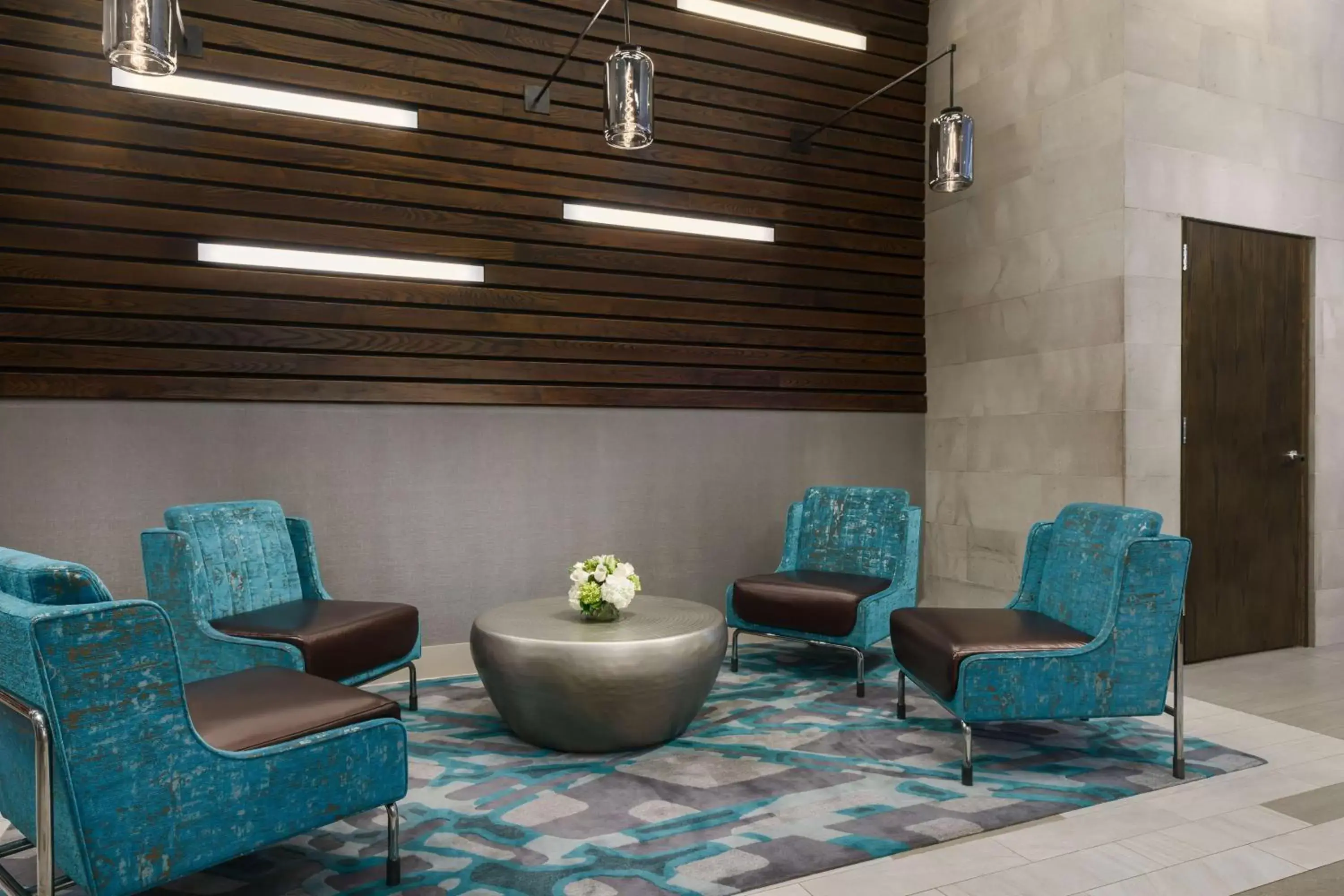 Lobby or reception, Seating Area in Hilton Garden Inn New York Times Square North