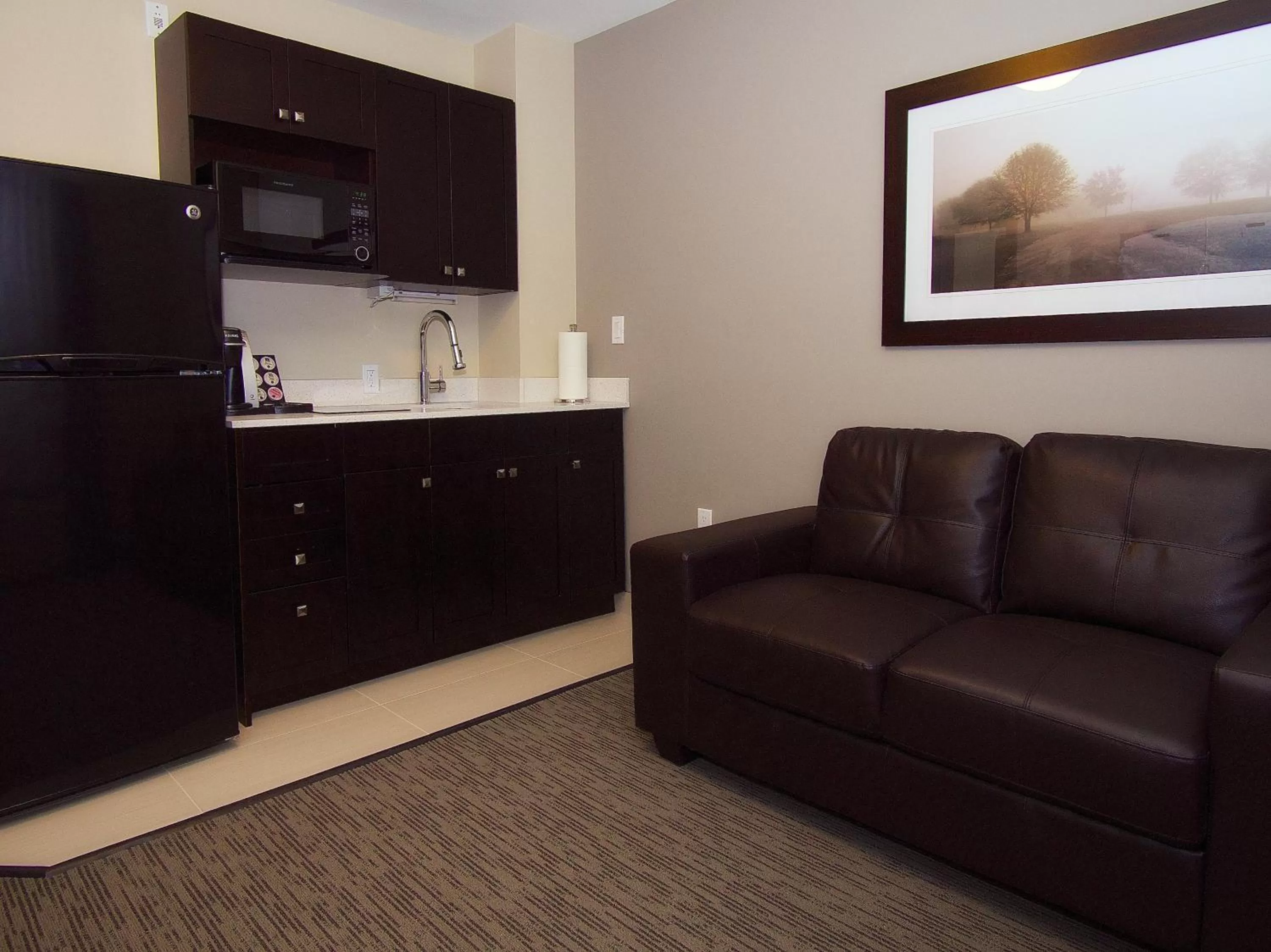 Kitchen or kitchenette in The Kanata by BCMInns Blairmore