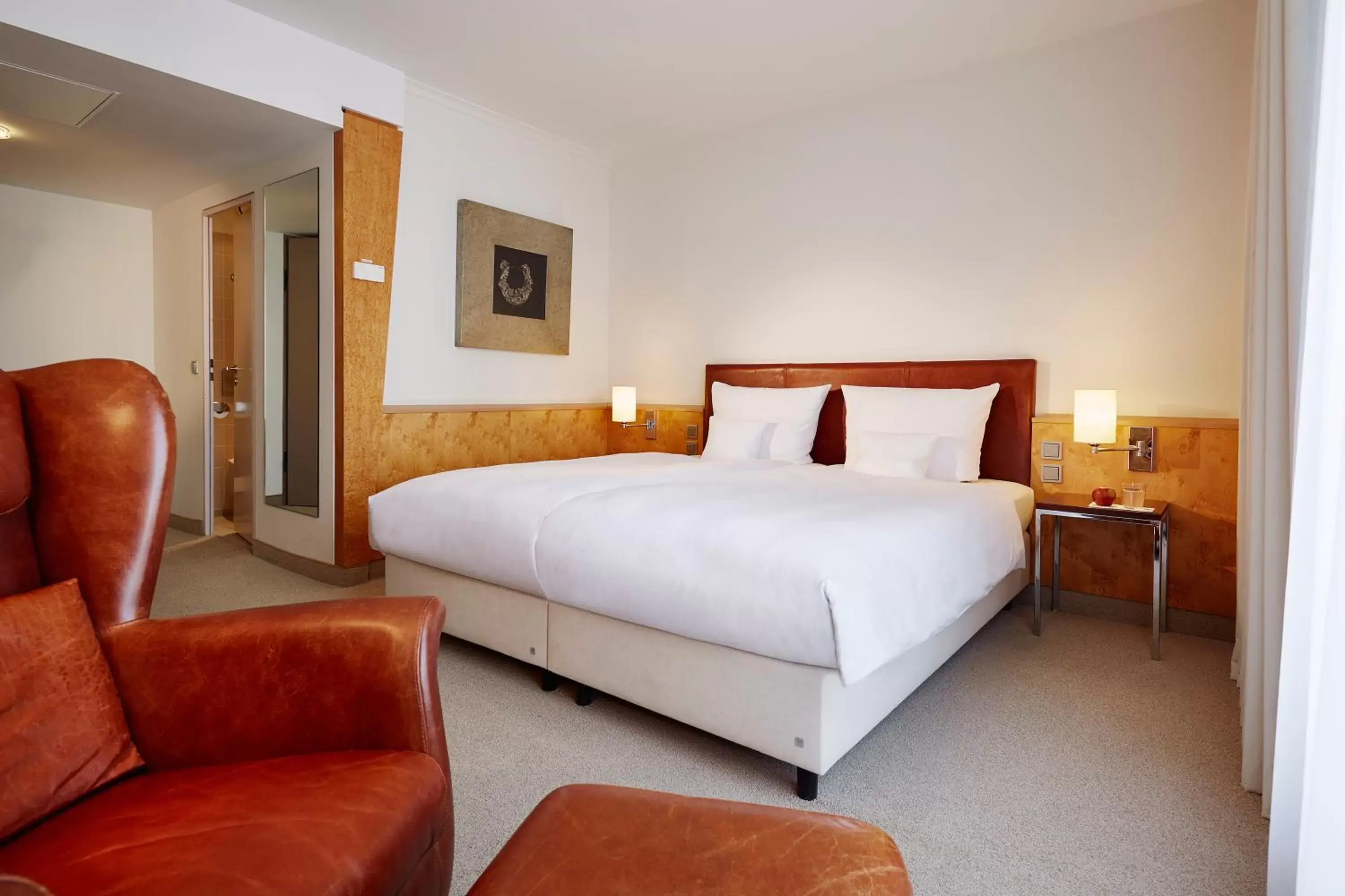 Photo of the whole room, Bed in Lindner Hotel Dusseldorf Airport