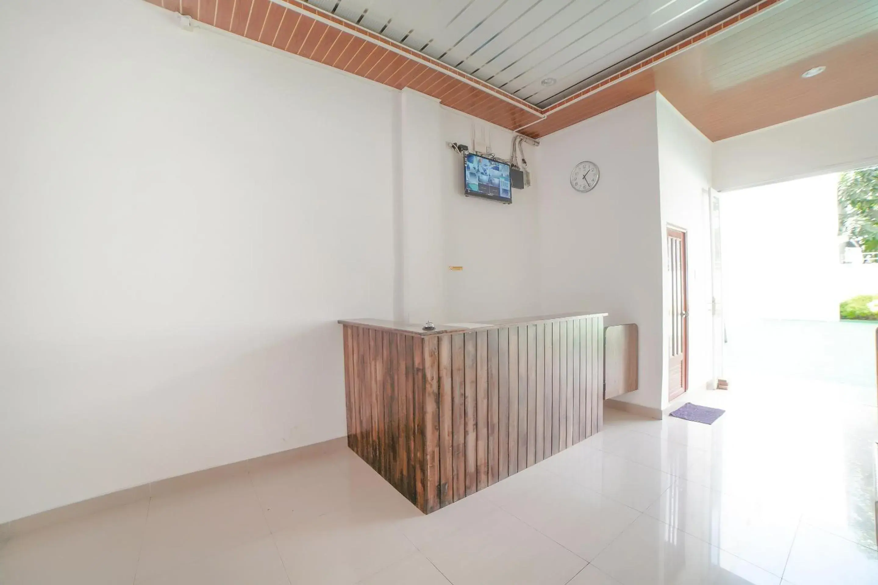 Lobby or reception in SUPER OYO 90457 Anara Residence & Guest House