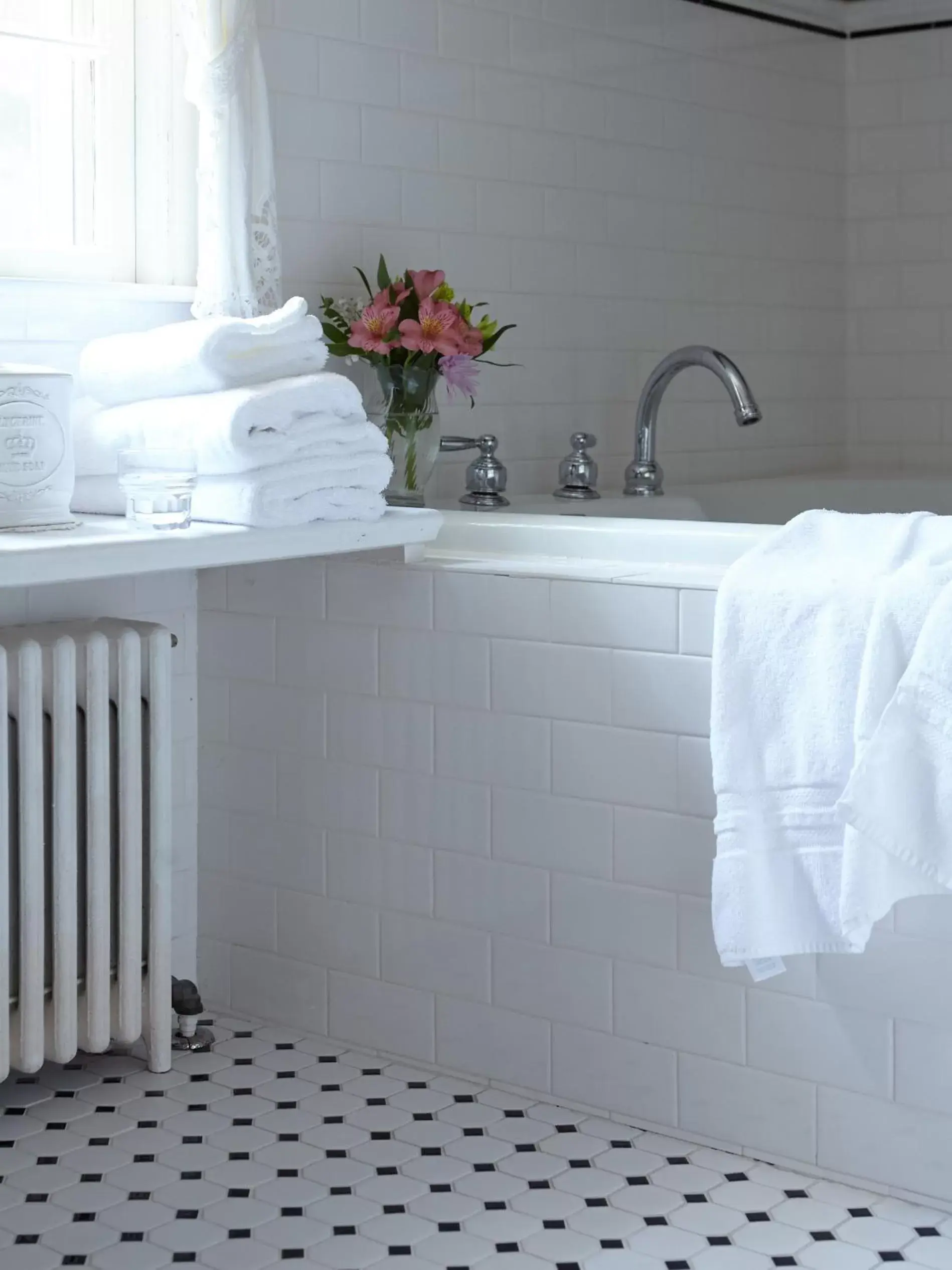 Bathroom in Adair Country Inn & Restaurant