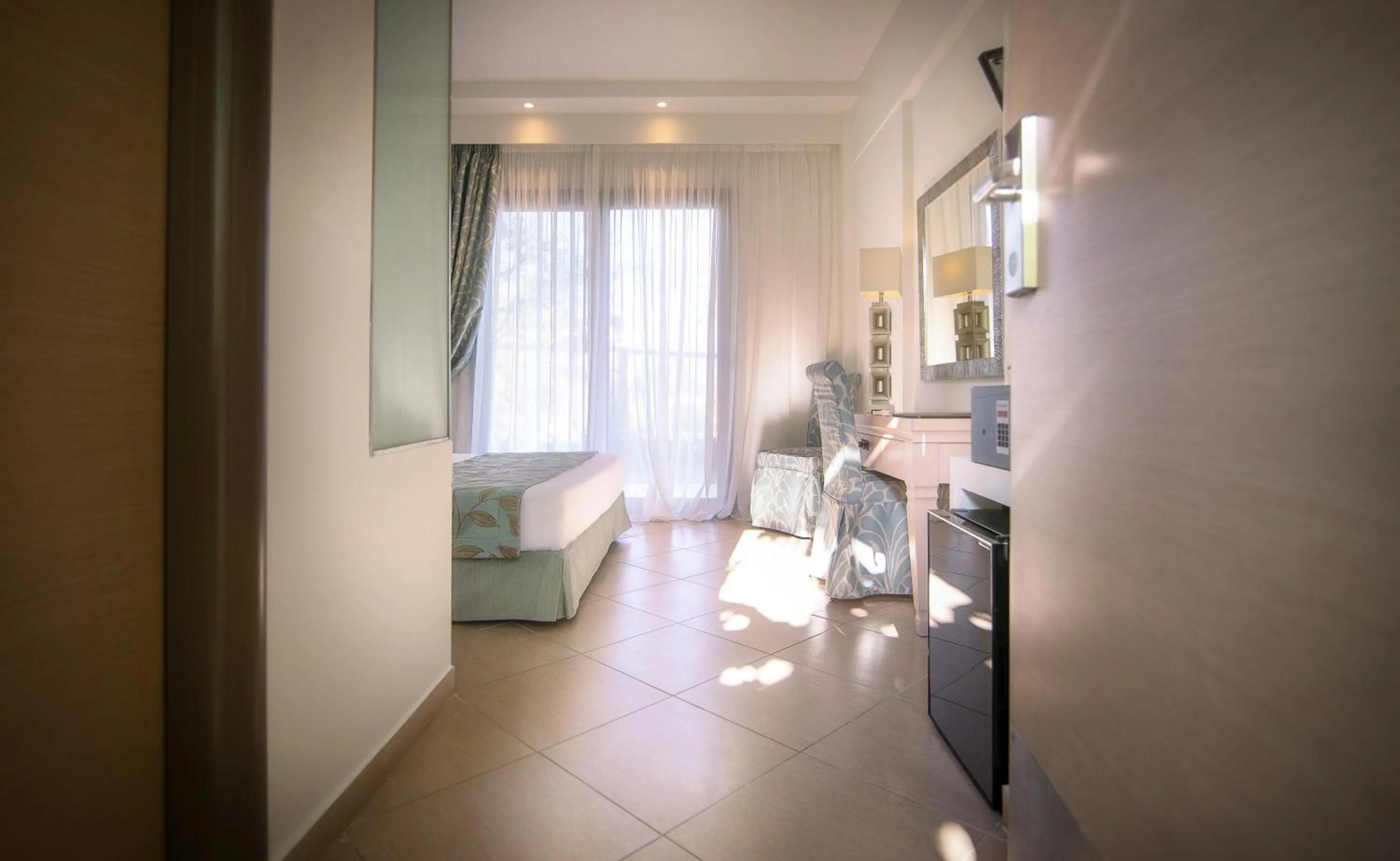 Day in Flegra Palace