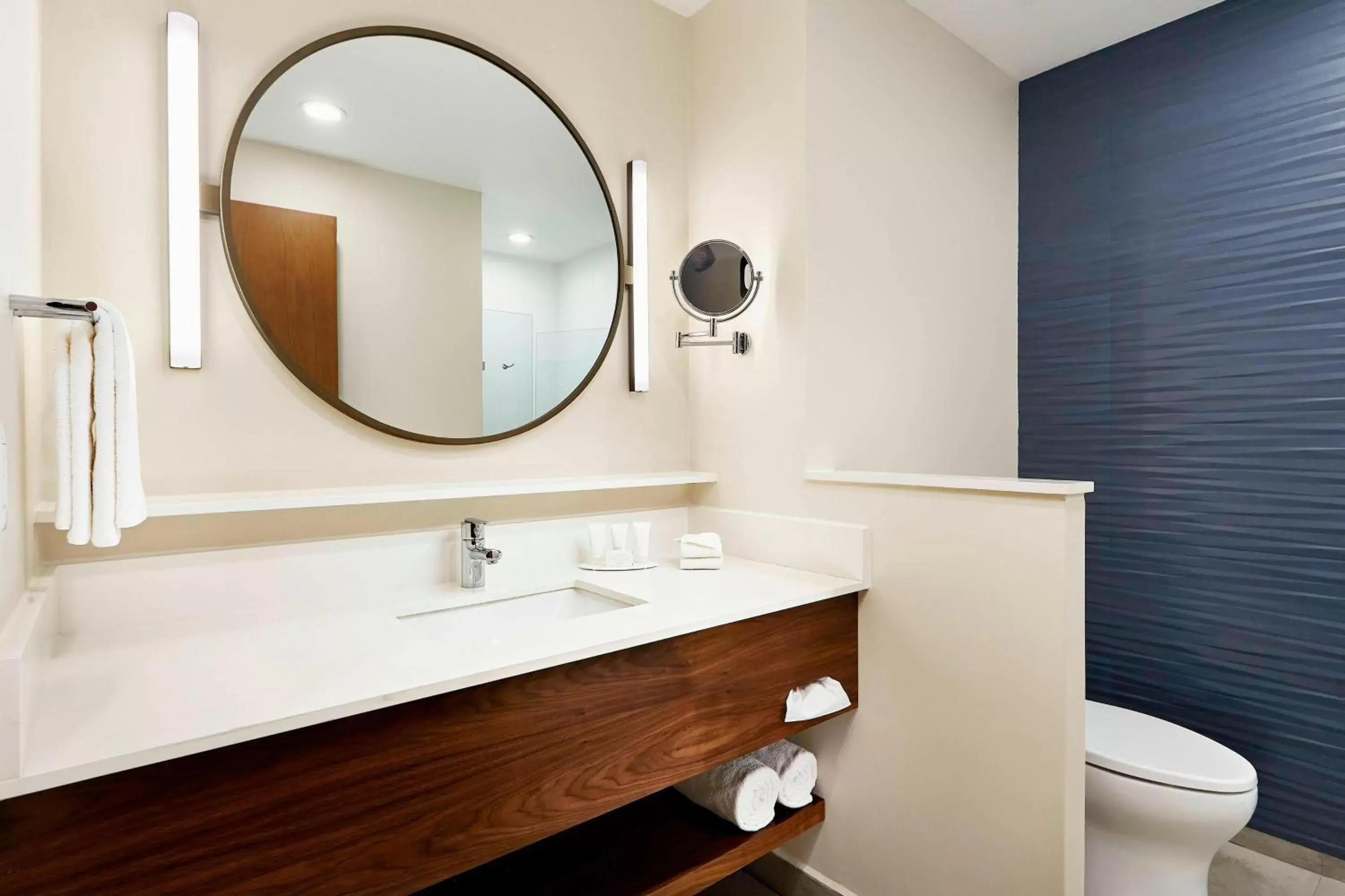 Bathroom in Fairfield Inn & Suites by Marriott Cancun Airport