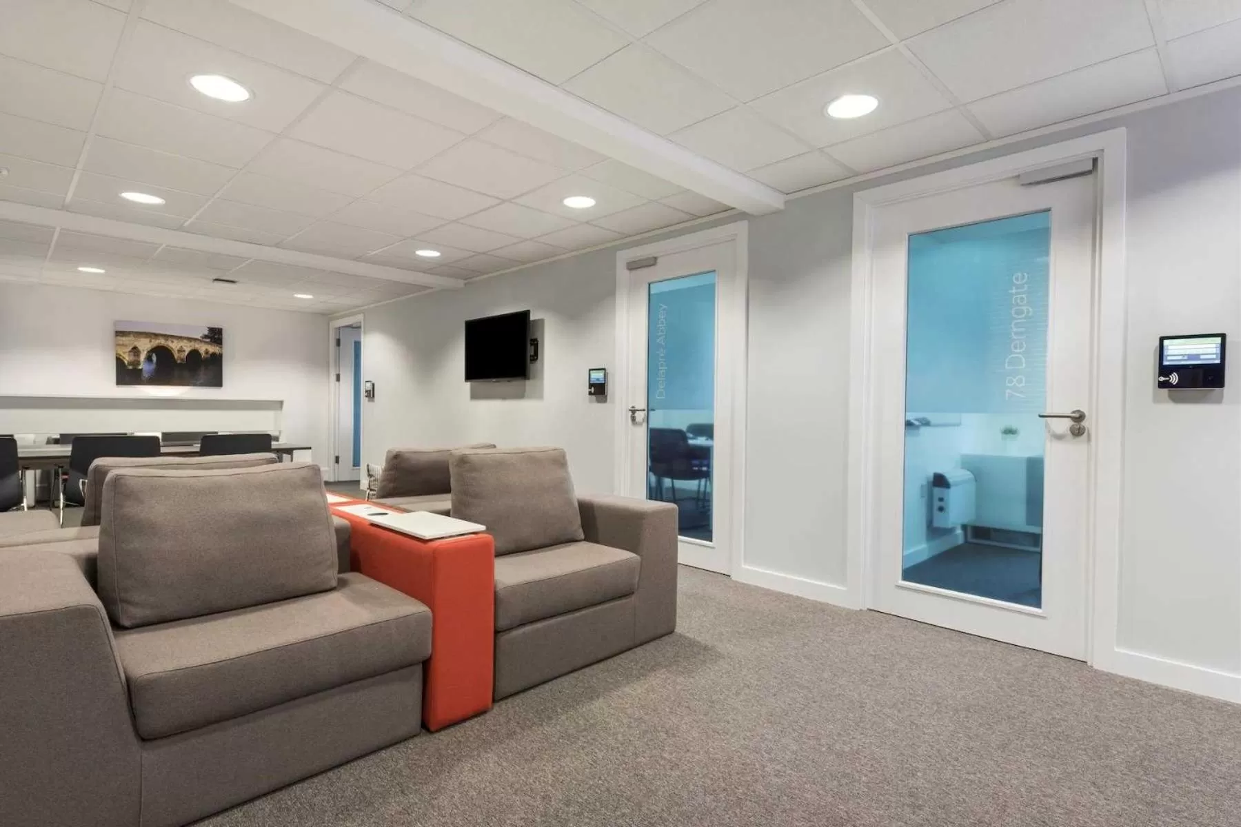 Meeting/conference room in Days Inn Watford Gap