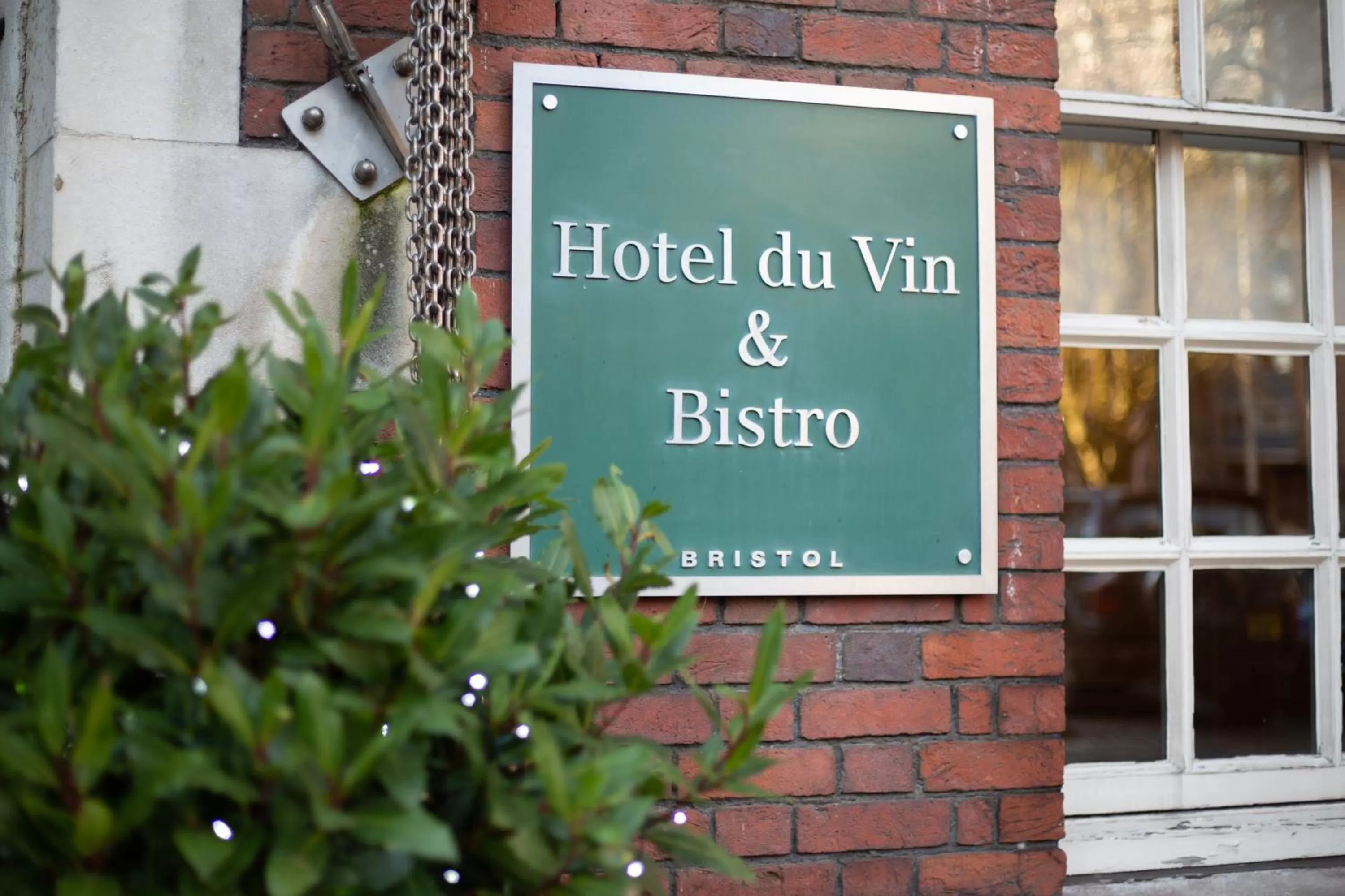 Logo/Certificate/Sign in Hotel du Vin Bristol