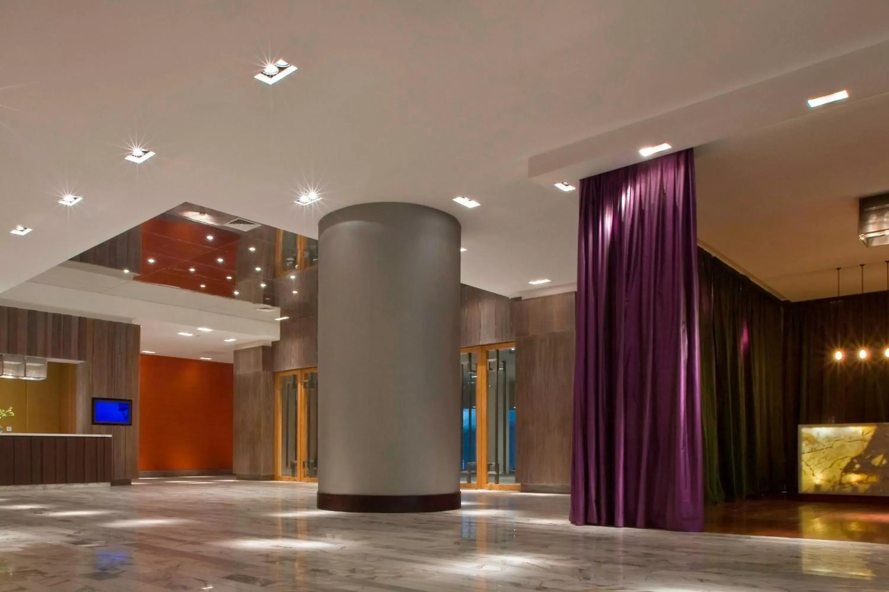 Meeting/conference room, Lobby/Reception in W Santiago