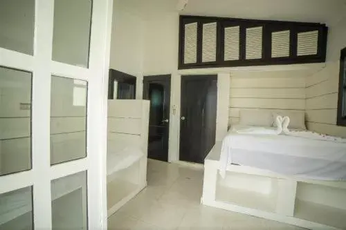 Bathroom in Beach Front TGR Hotels and Resorts