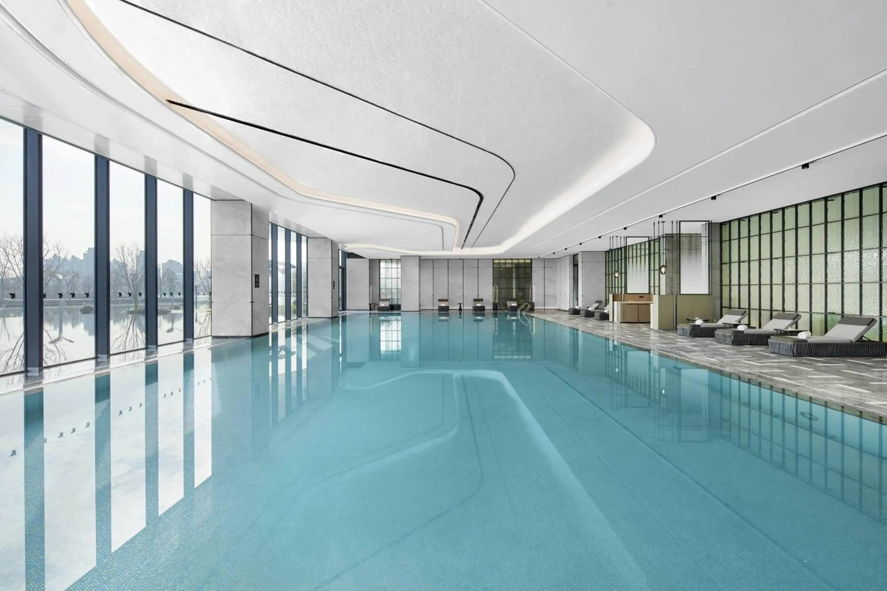 Swimming Pool in JW Marriott Shanghai Fengxian