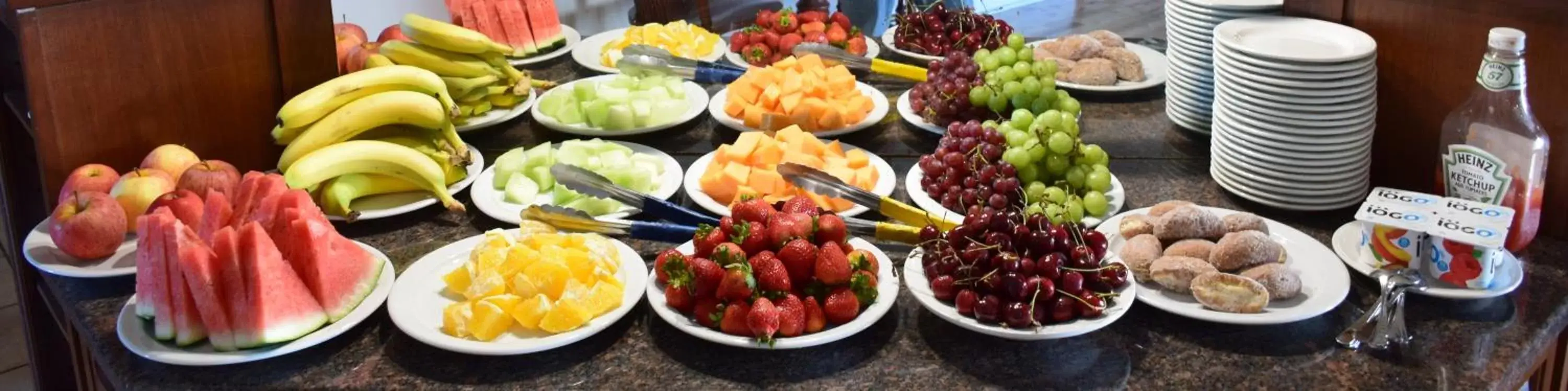 American breakfast, Food in Auberge Wild Rose Inn