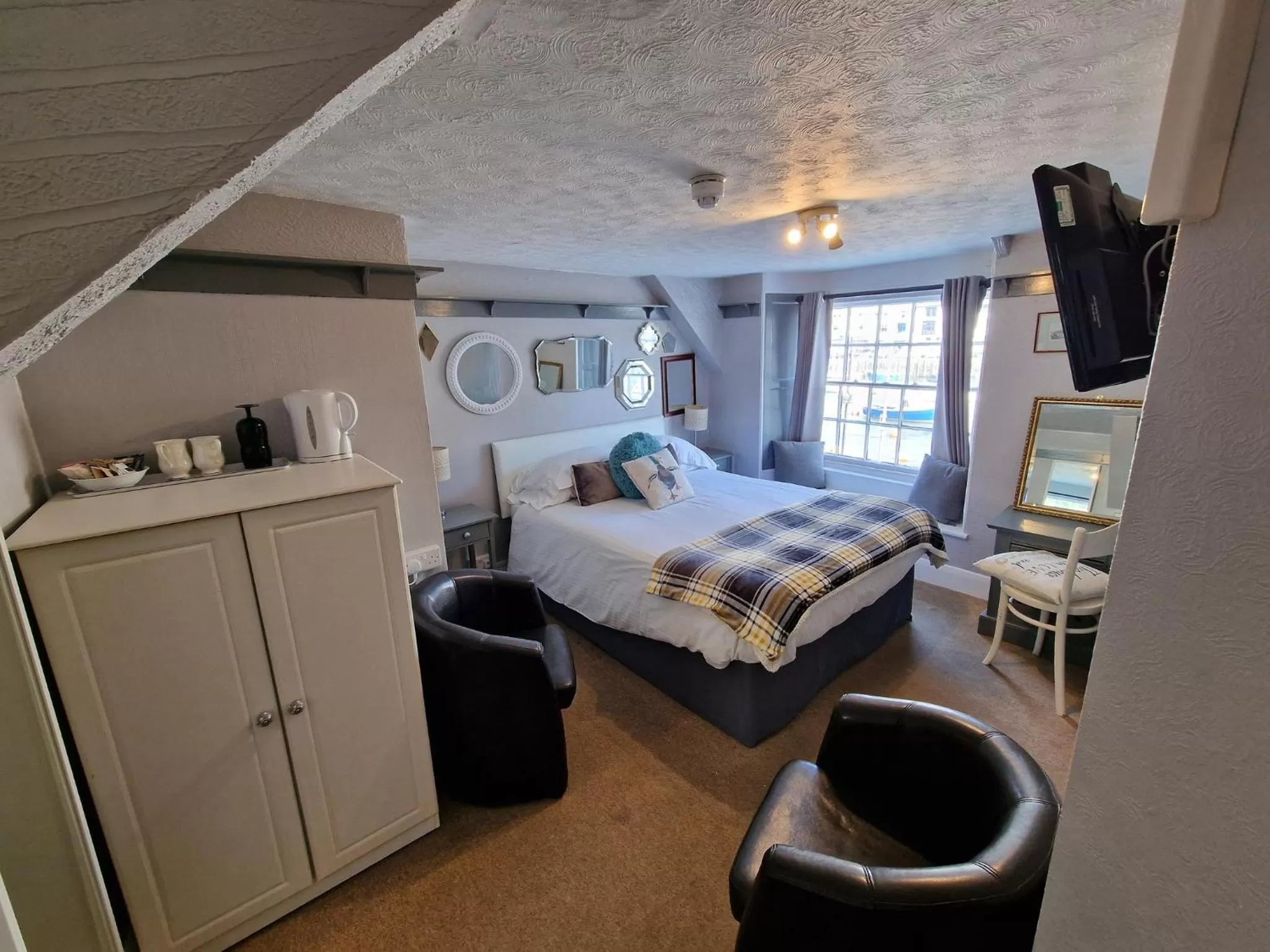 Superior Double Room in The Harbour Moon