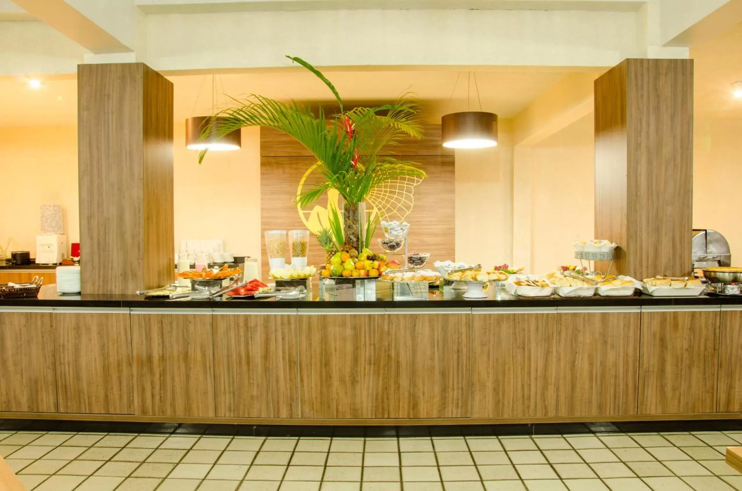 Food in Camboa Hotel Paranaguá Food in Camboa Hotel Paranaguá