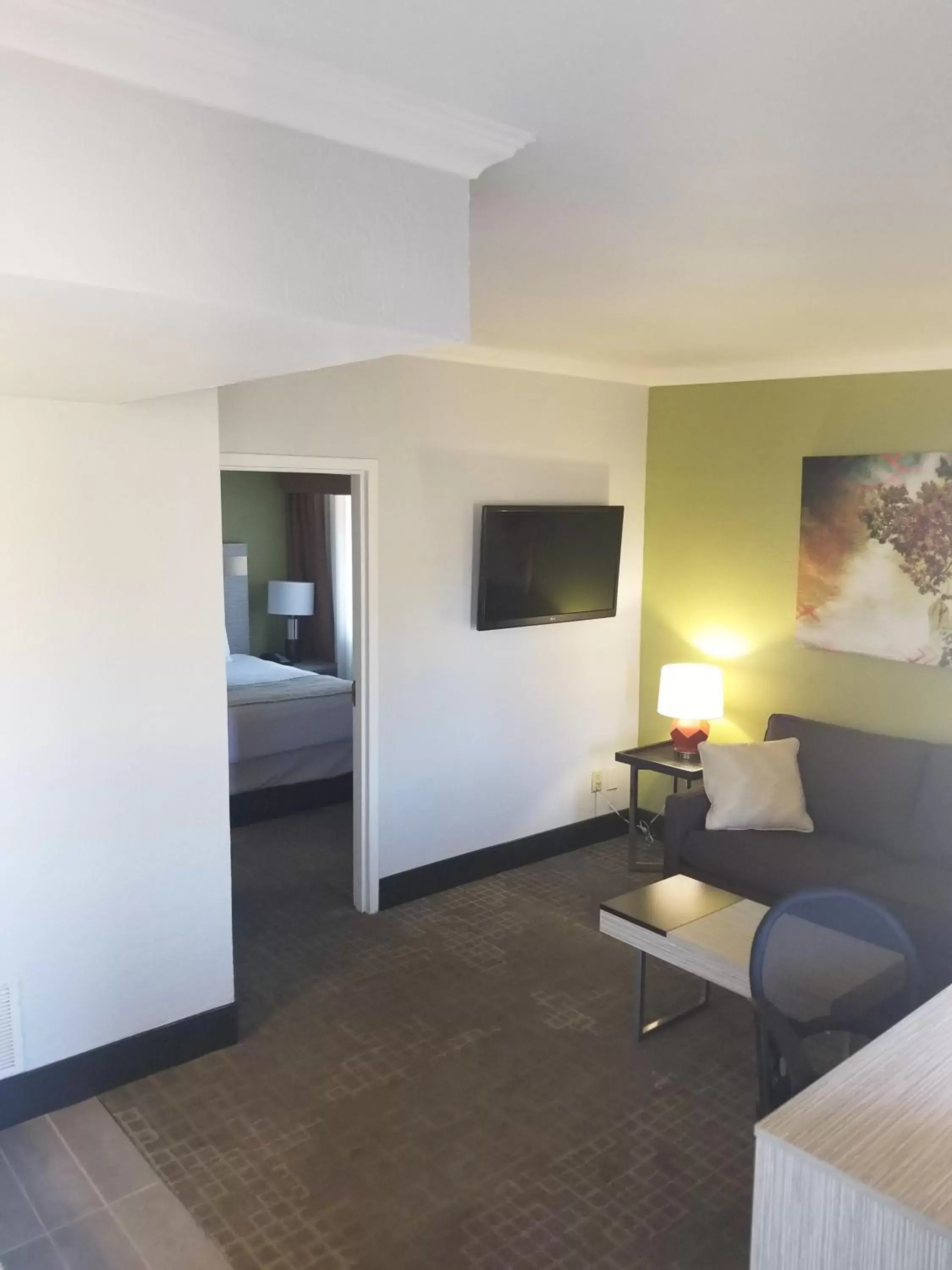 Seating Area in Best Western InnSuites Phoenix Hotel & Suites