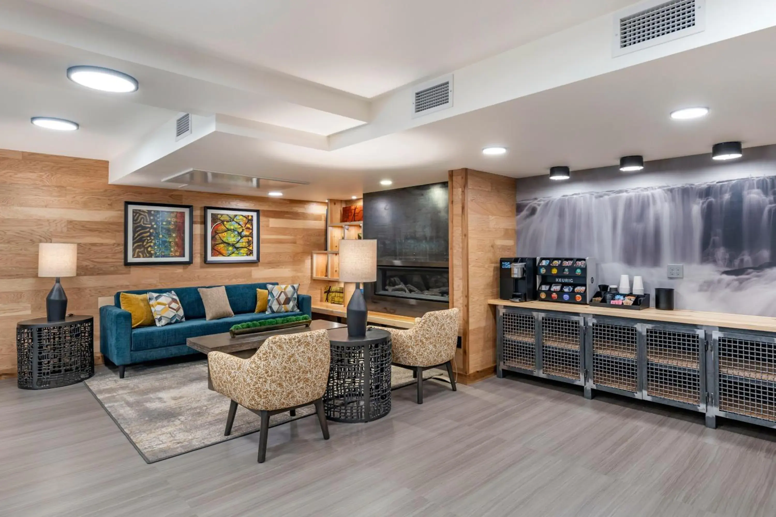 Seating Area in The Gibson Hotel Great Falls, Ascend Hotel Collection