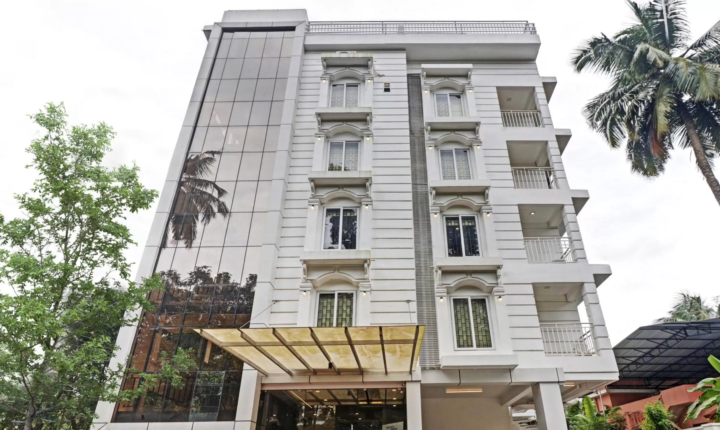 Property Building in Treebo Trend Sreepathi Mayoogha