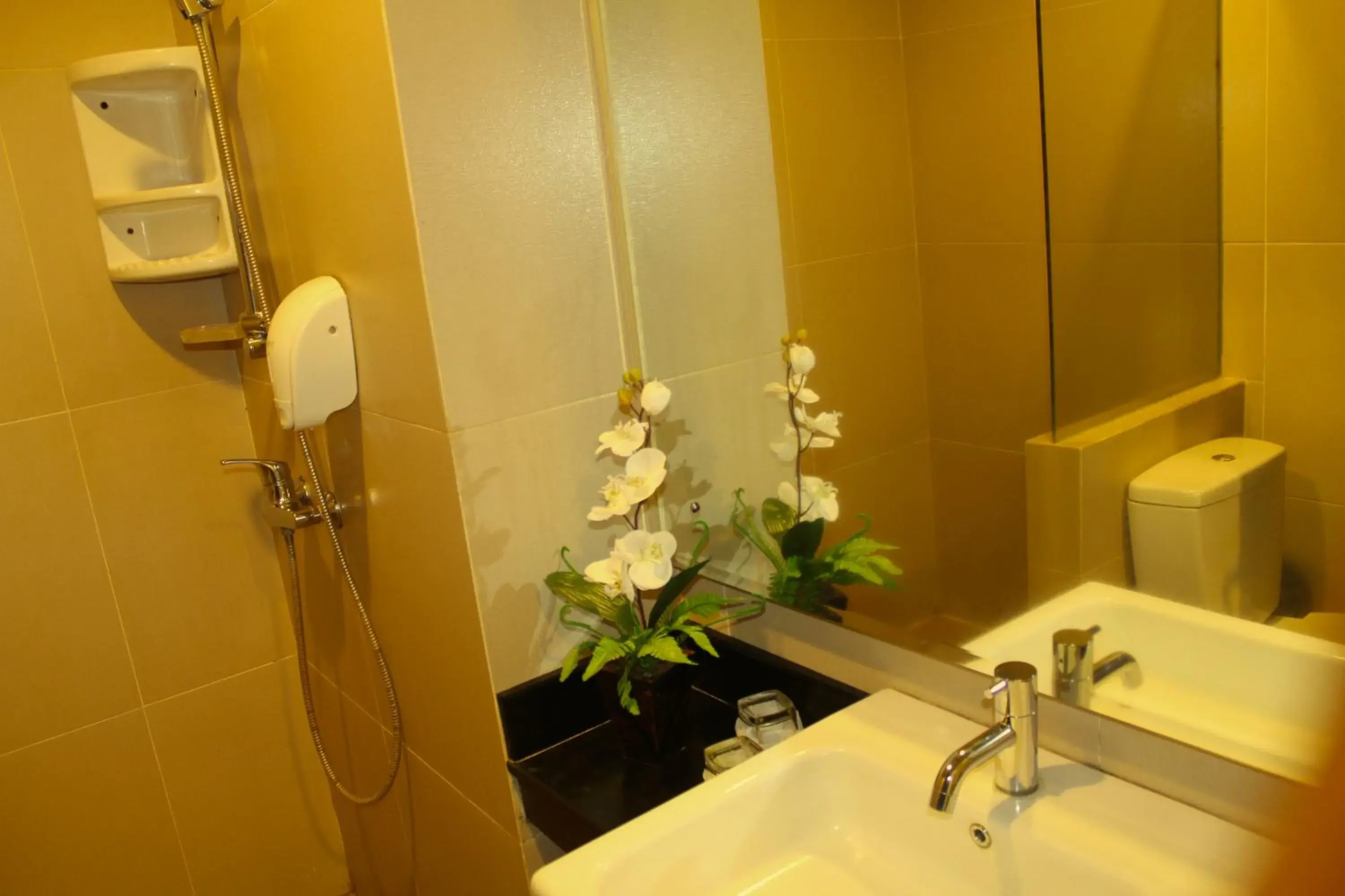 Bathroom in Drego Hotel Pekanbaru