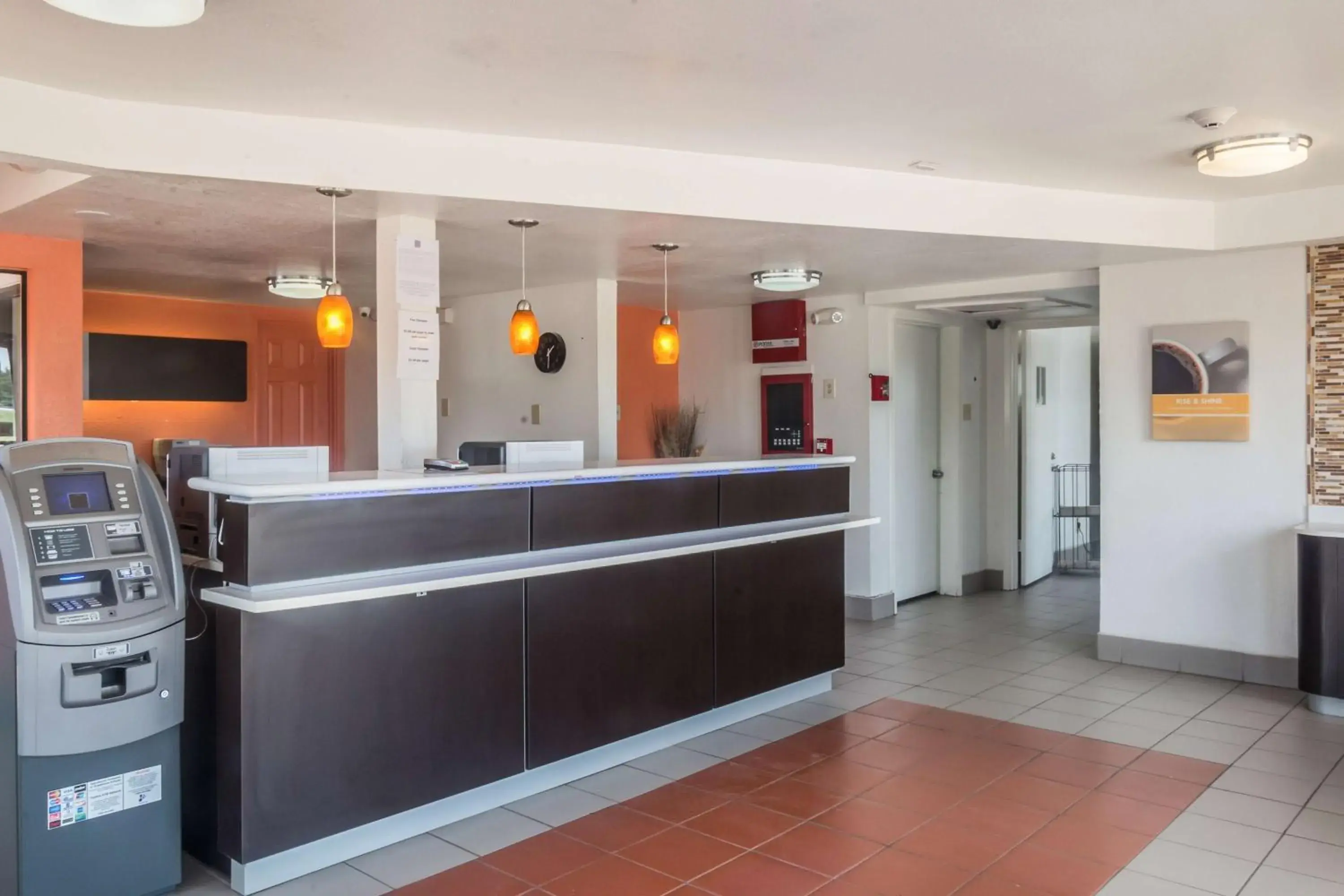 Lobby or reception, Lobby/Reception in Motel 6-Mesquite, TX - Rodeo - Convention Ctr