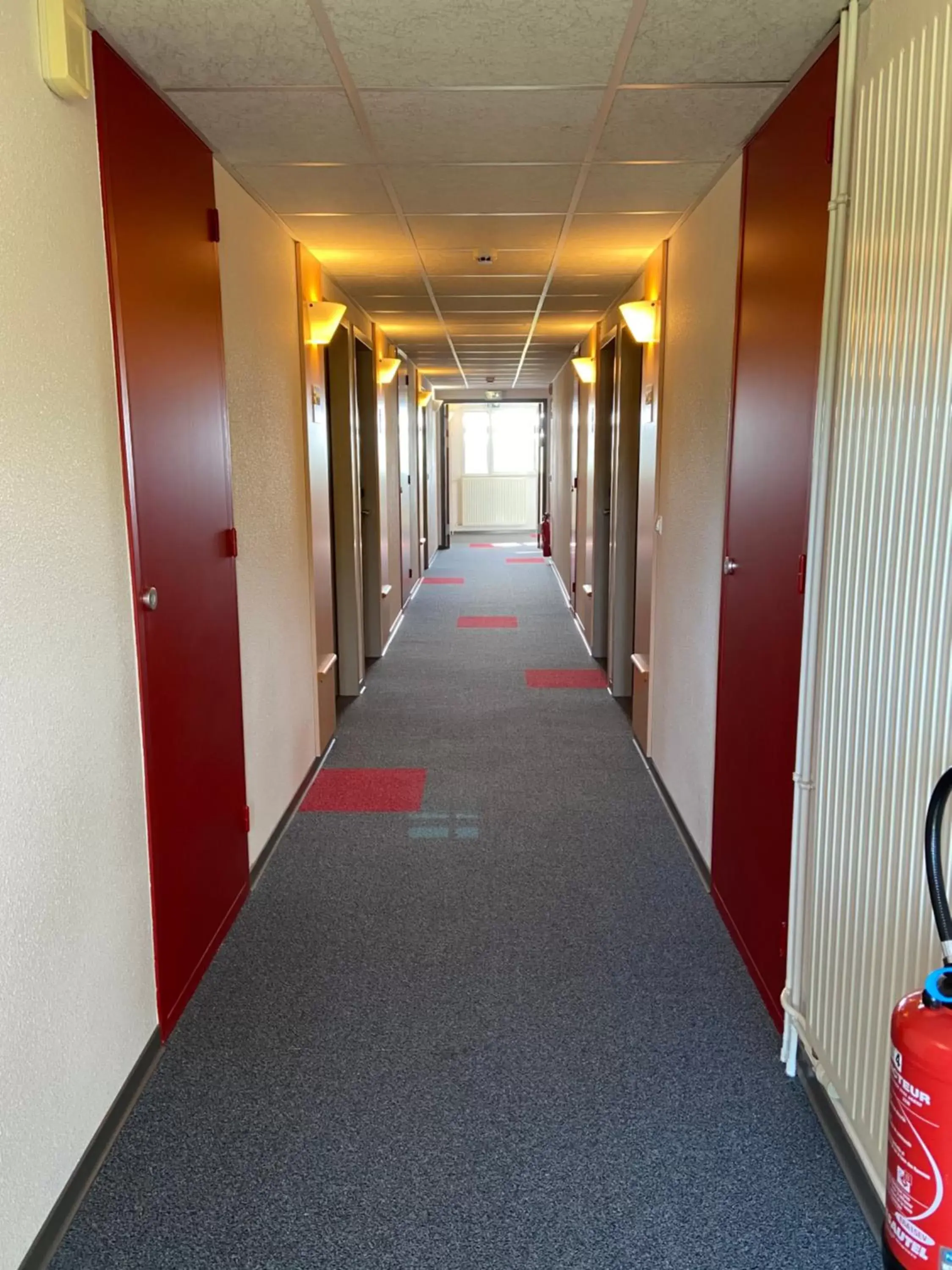 Lobby or reception in Hôtel ibis Pontivy