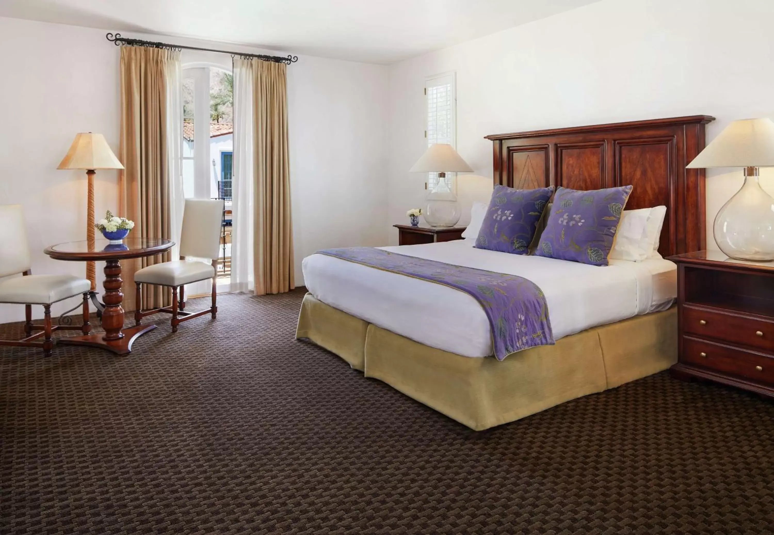 Bed in La Quinta Resort & Club, Curio Collection