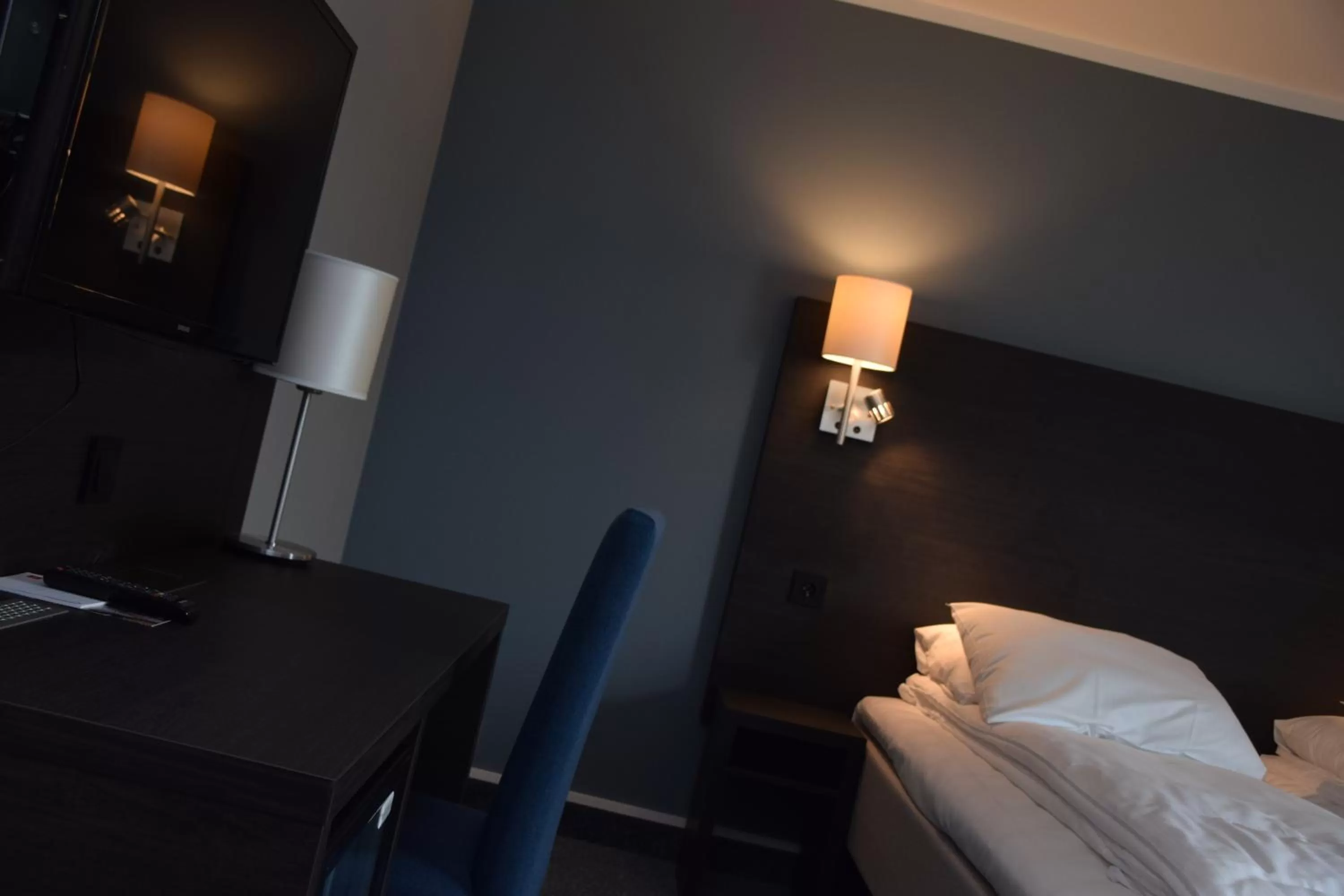 Bedroom, Bed in Thon Partner Hotel Måløy