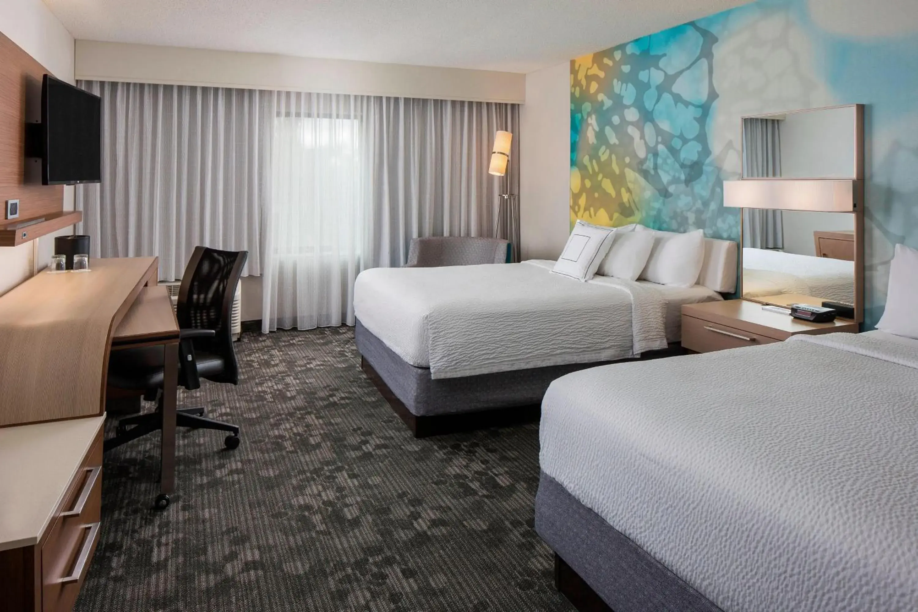 Photo of the whole room, Bed in Courtyard by Marriott Daytona Beach Speedway/Airport