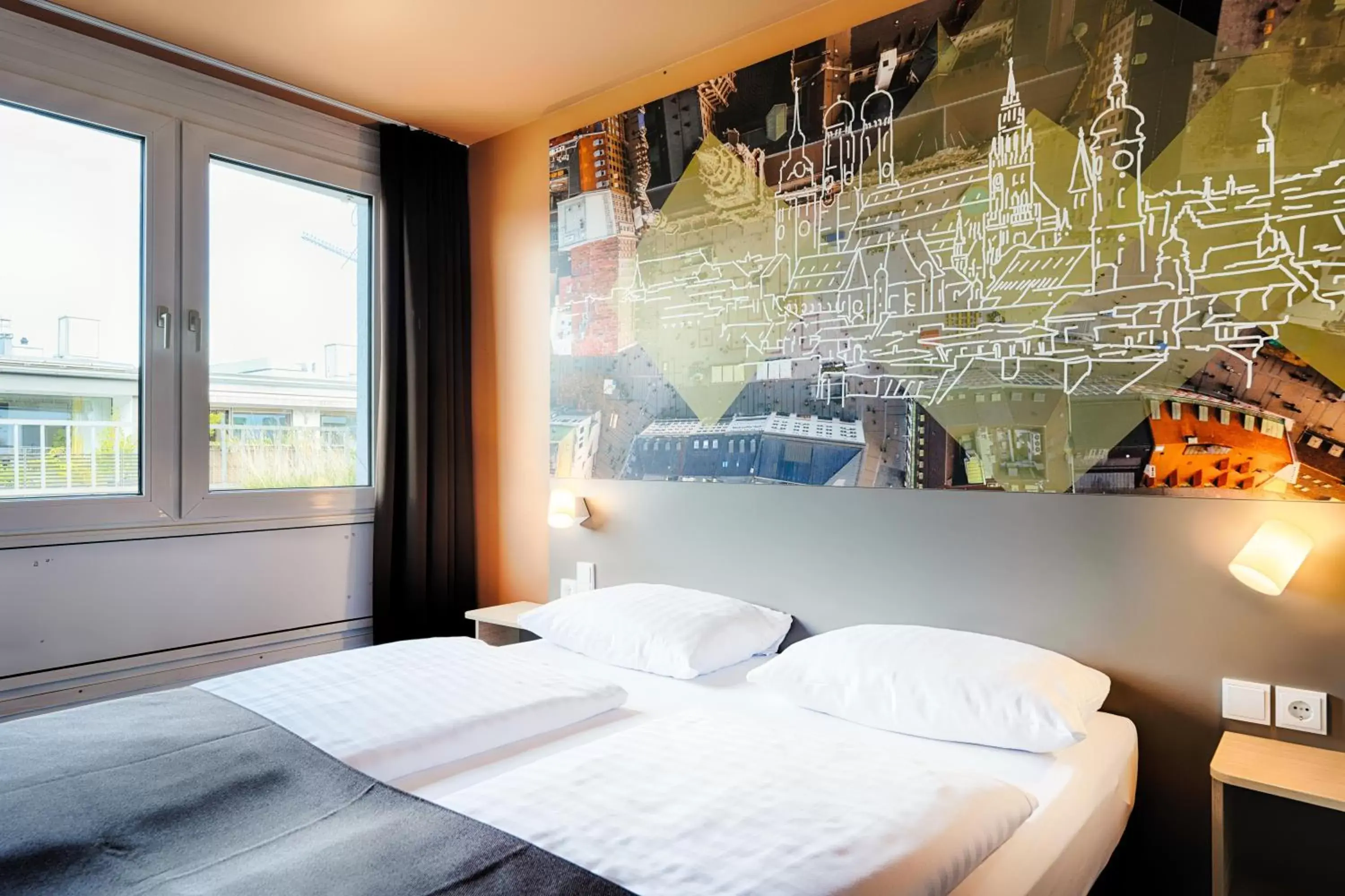 Photo of the whole room, Bed in B&B Hotel München-Hbf