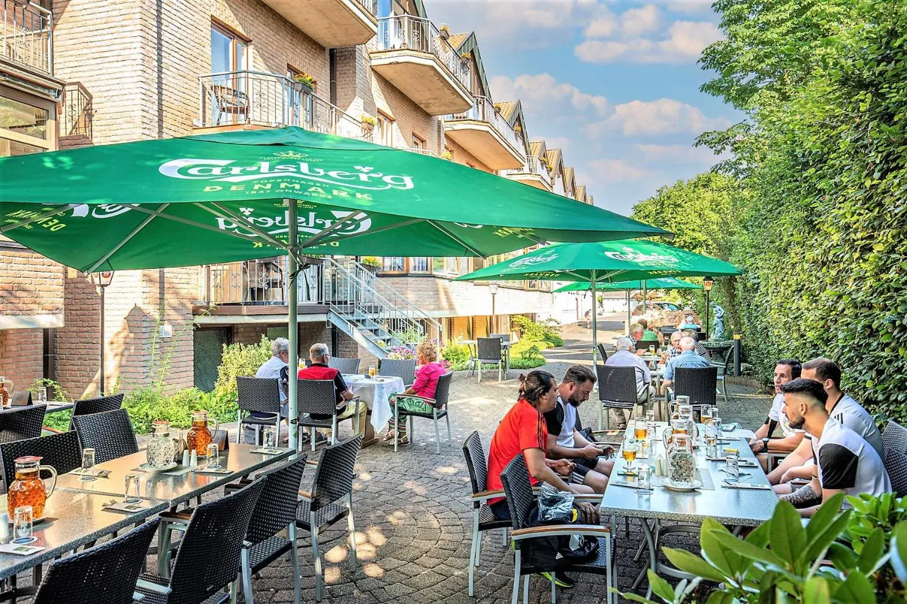 Balcony/Terrace, Restaurant/Places to Eat in Sport- und Tagungshotel De Poort