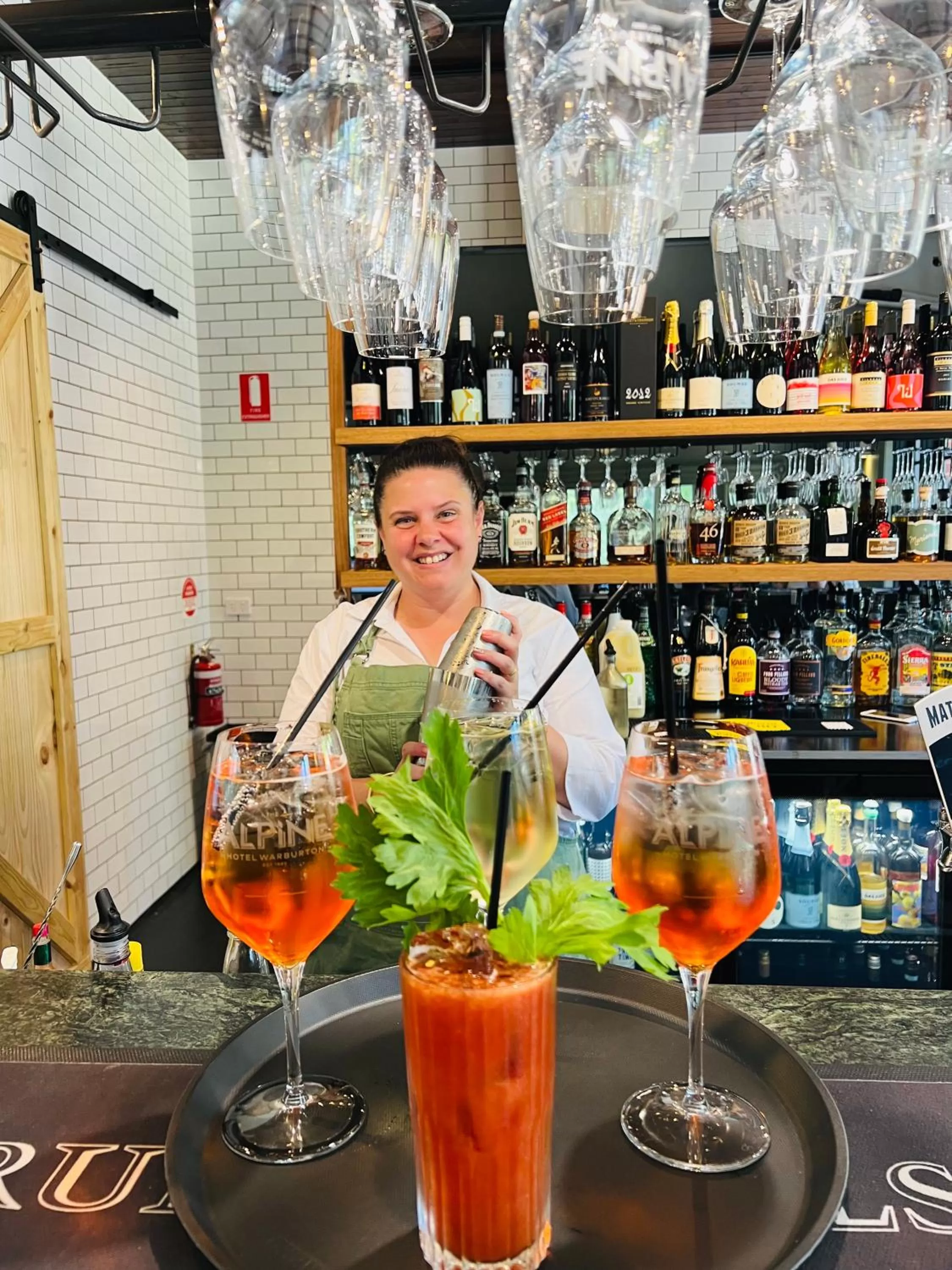 Restaurant/places to eat in Alpine Hotel, Eat Drink Sleep